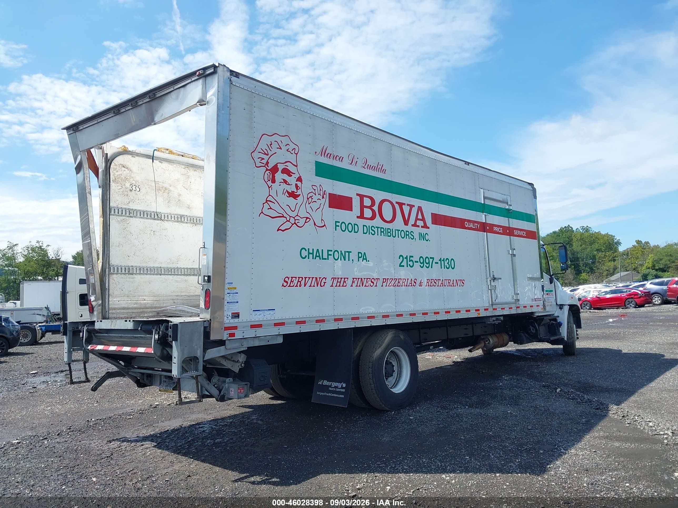 2024 Hino Hino L6 VIN 5PVNJ7AV5R5T56756 IAAI salvage auction — Top/Roof, Salvage (Pennsylvania), sold $15,950 on 2026-10-16 (photo 4)