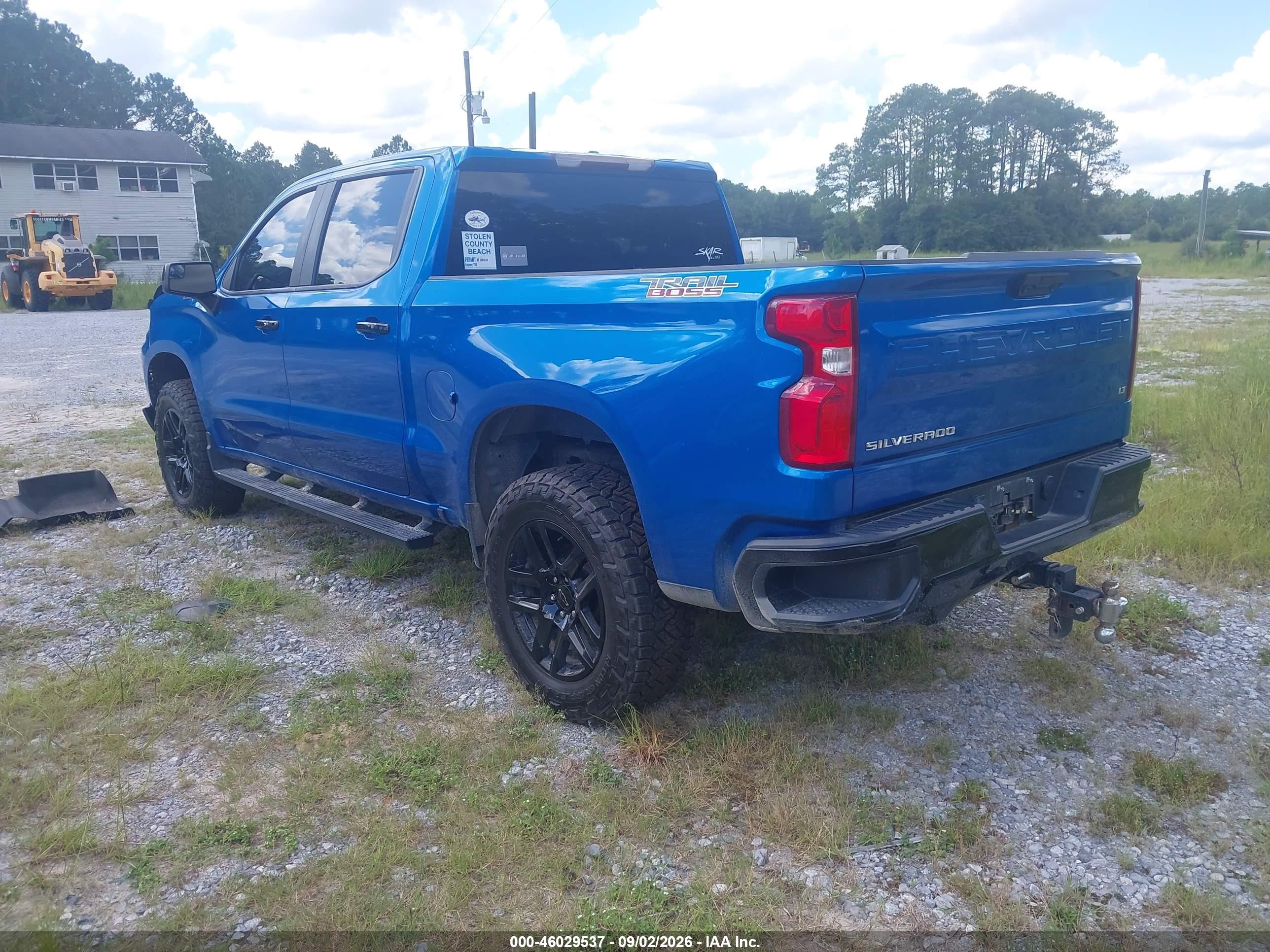 2023 Chevrolet Silverado 1500 VIN 3GCPDFEK1PG105930 IAAI salvage auction — Front End, Rebuildable (Florida), sold $13,775 on 2026-10-15 (photo 3)