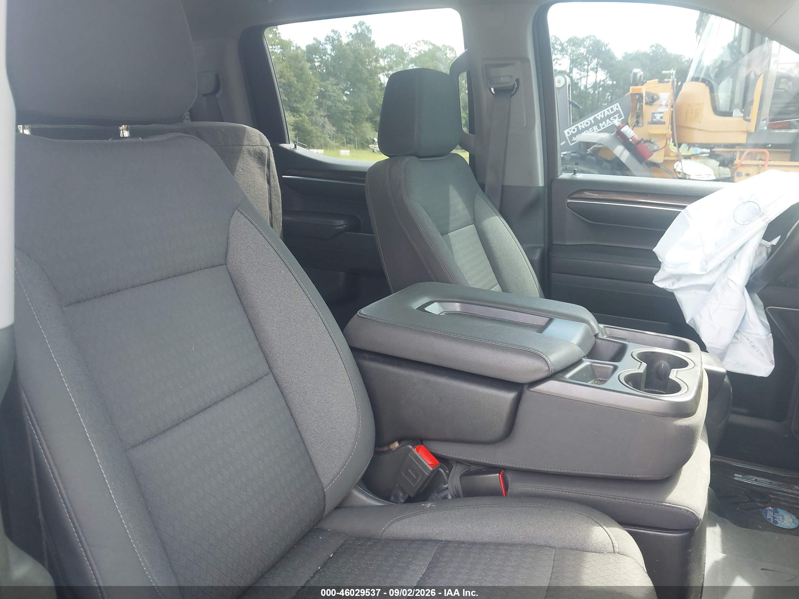 2023 Chevrolet Silverado 1500 VIN 3GCPDFEK1PG105930 IAAI salvage auction — Front End, Rebuildable (Florida), sold $13,775 on 2026-10-15 (photo 5)