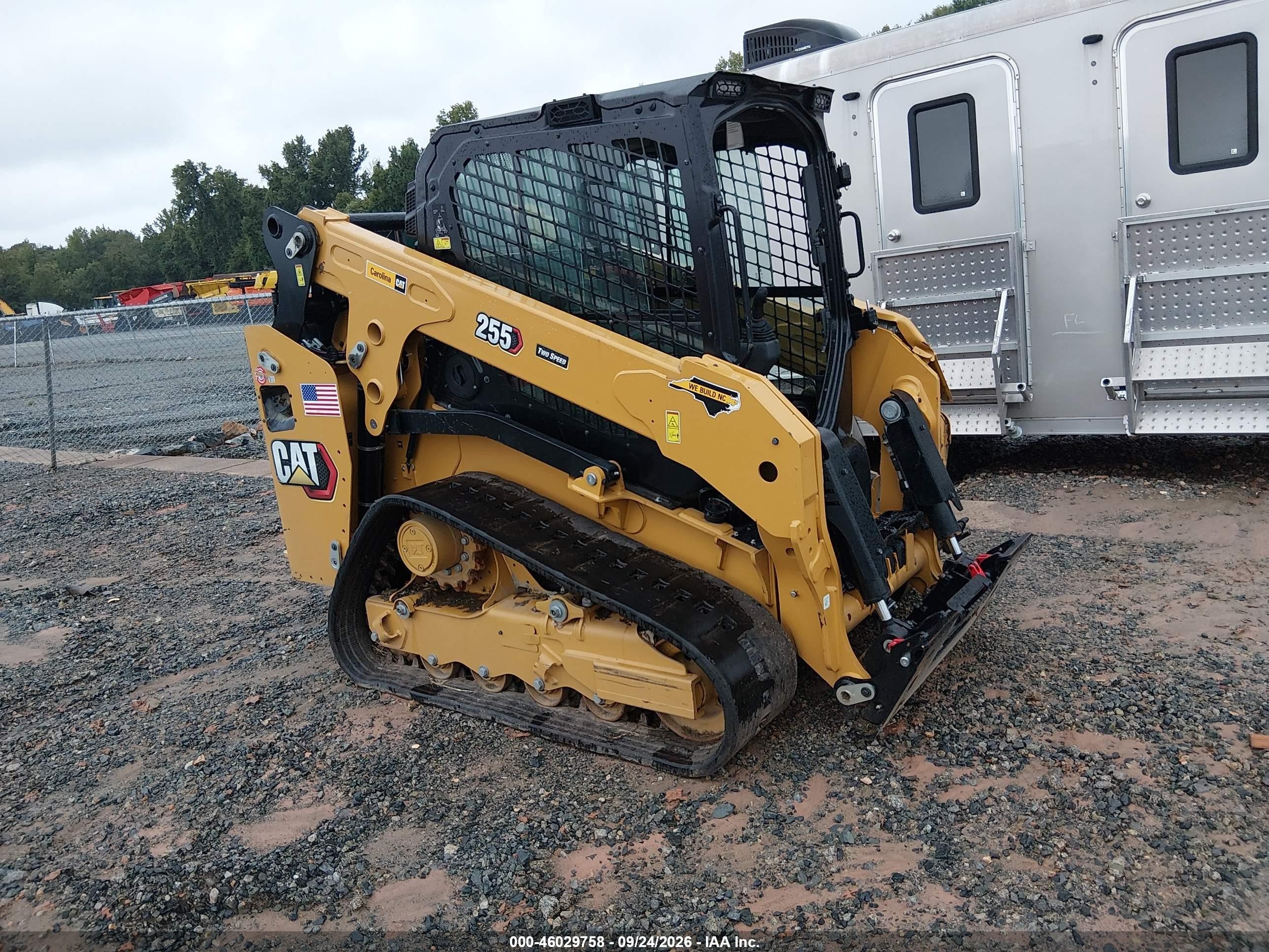 2026 Caterpillar 255 Track Loader VIN CAT00255CFL716447 IAAI salvage auction — Front End, Bill Of Sale (North Carolina), sold $25,100 on 2026-09-30 (photo 1)