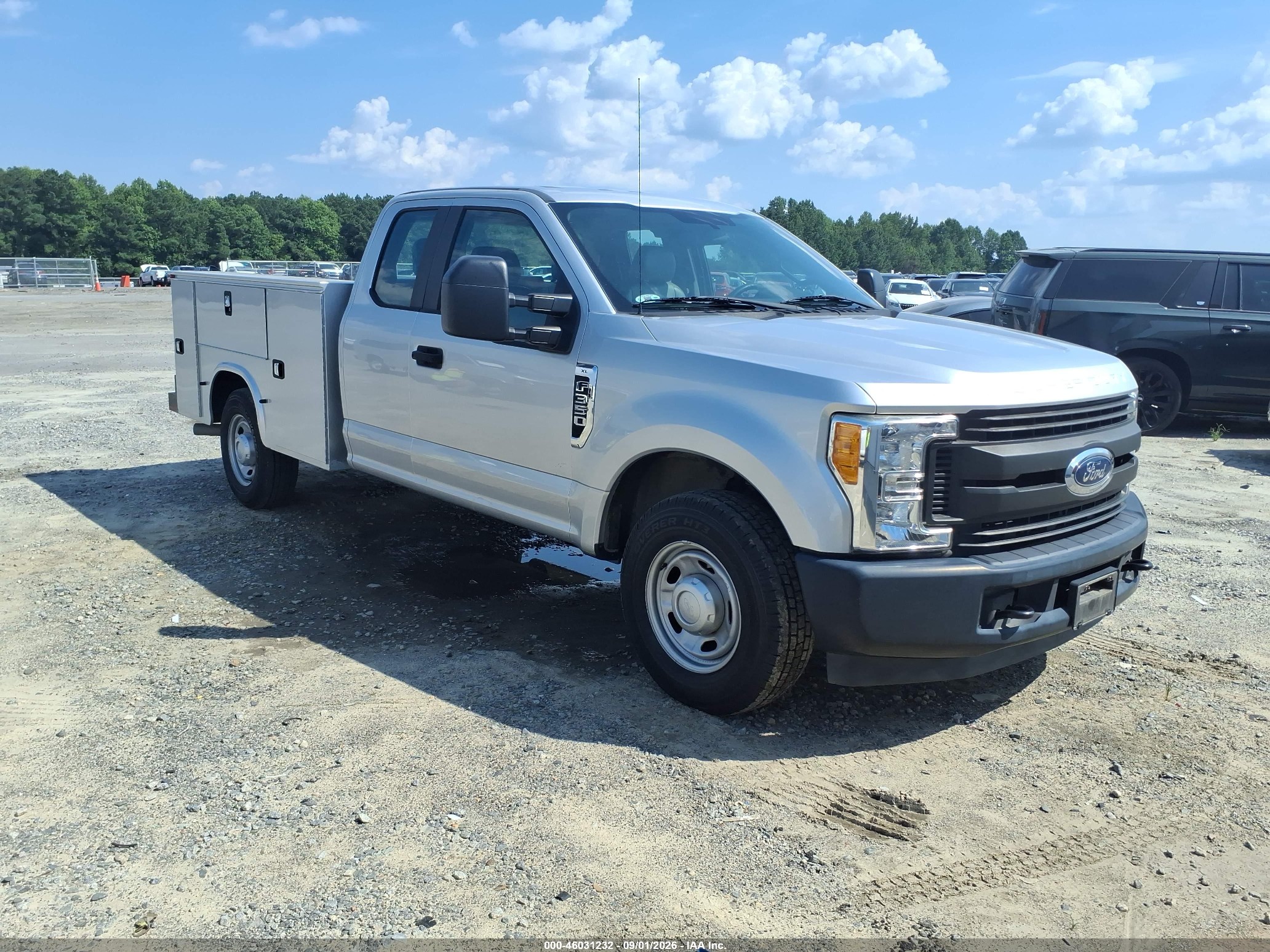 2017 Ford F-350 VIN 1FD8X3A69HEE07473 — IAAI salvage auction photo