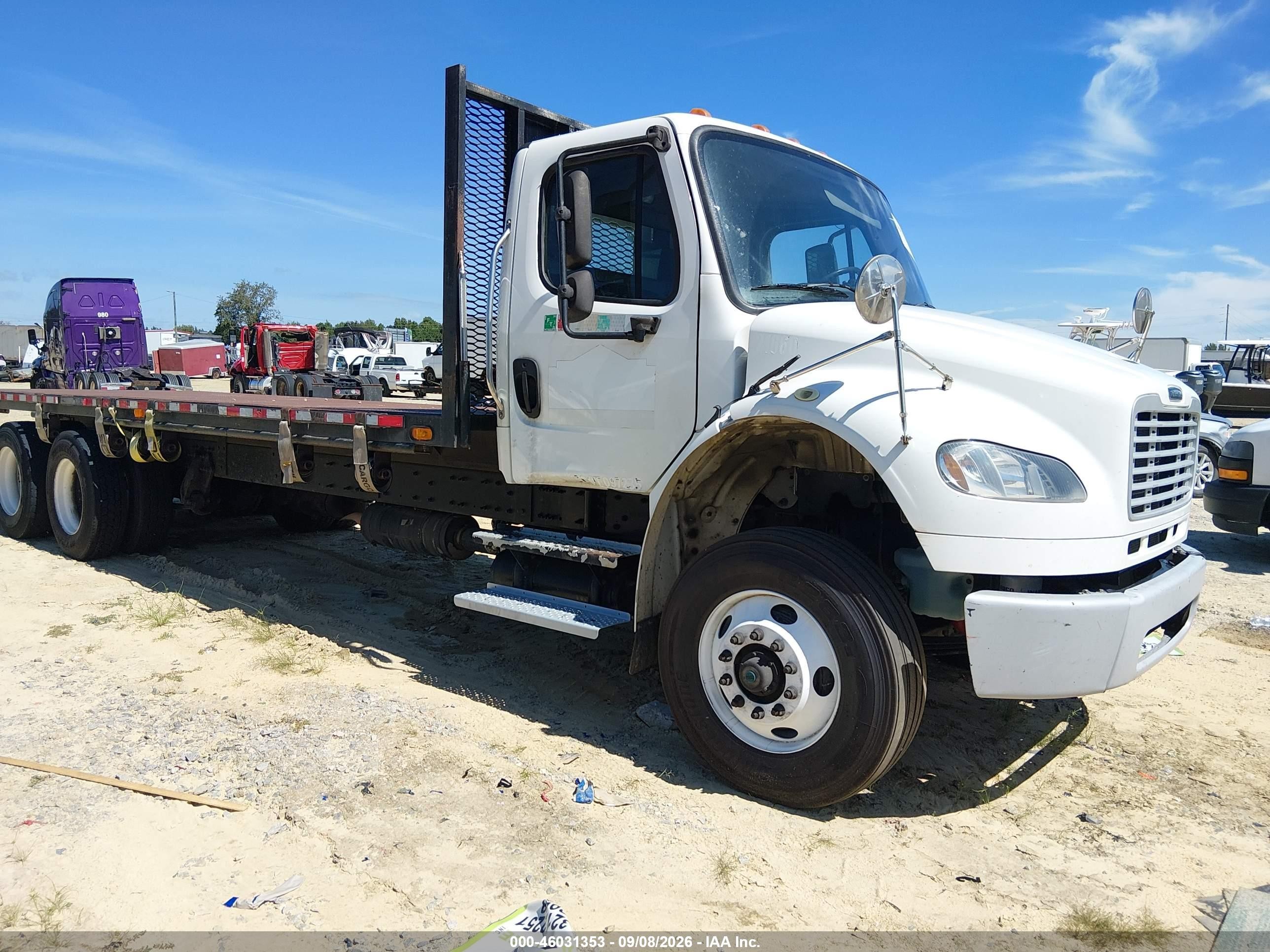 2017 Freightliner M2 106 VIN 1FVHCYCY3HHJA8555 — IAAI salvage auction photo