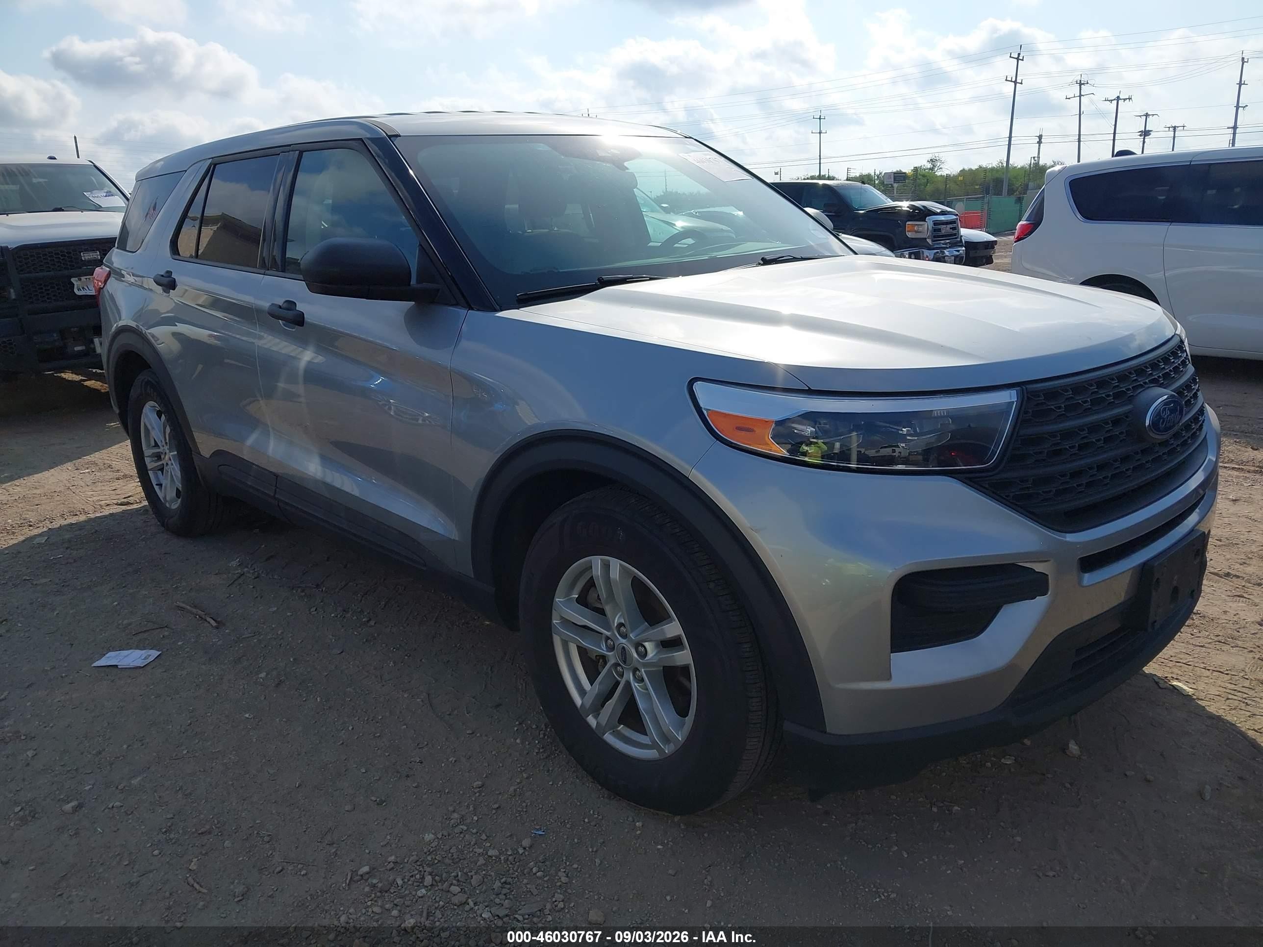 2023 Ford Explorer VIN 1FMSK7BHXPGA34927 — IAAI salvage auction photo