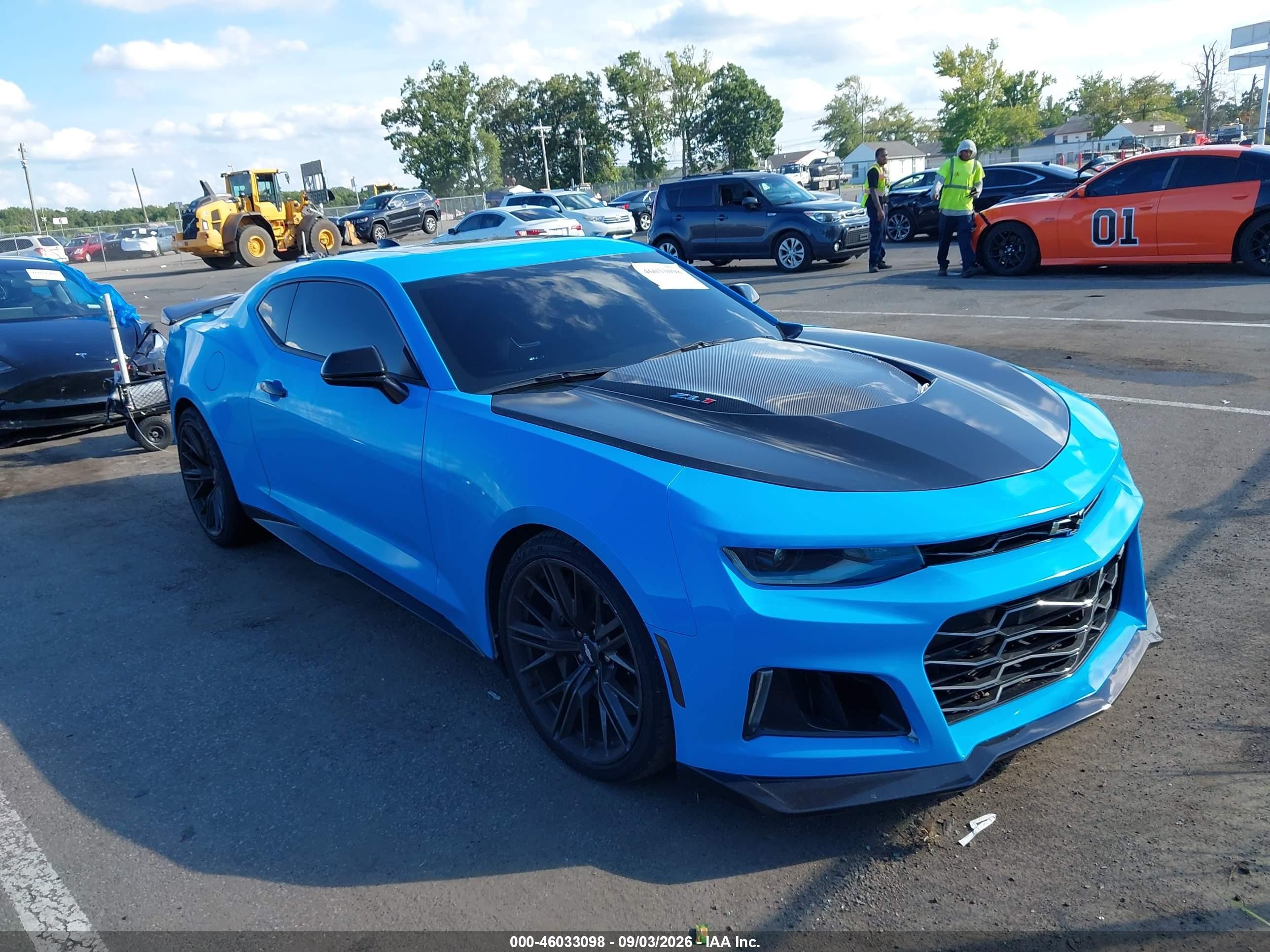 2018 Chevrolet Camaro VIN 1G1FK1R64J0137650 — IAAI salvage auction photo
