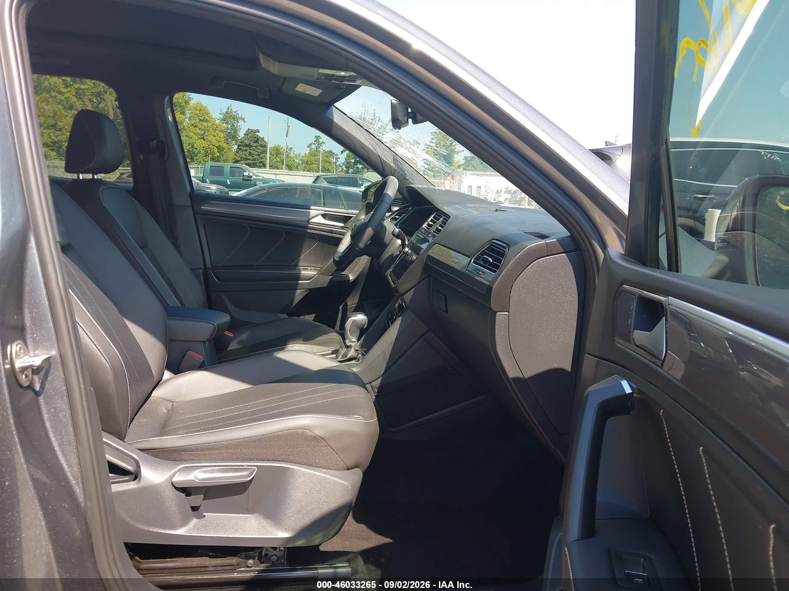 2022 Volkswagen Tiguan VIN 3VV8B7AX0NM156014 IAAI salvage auction — Front End, Salvage (Ohio), sold $12,600 on 2026-10-05 (photo 5)