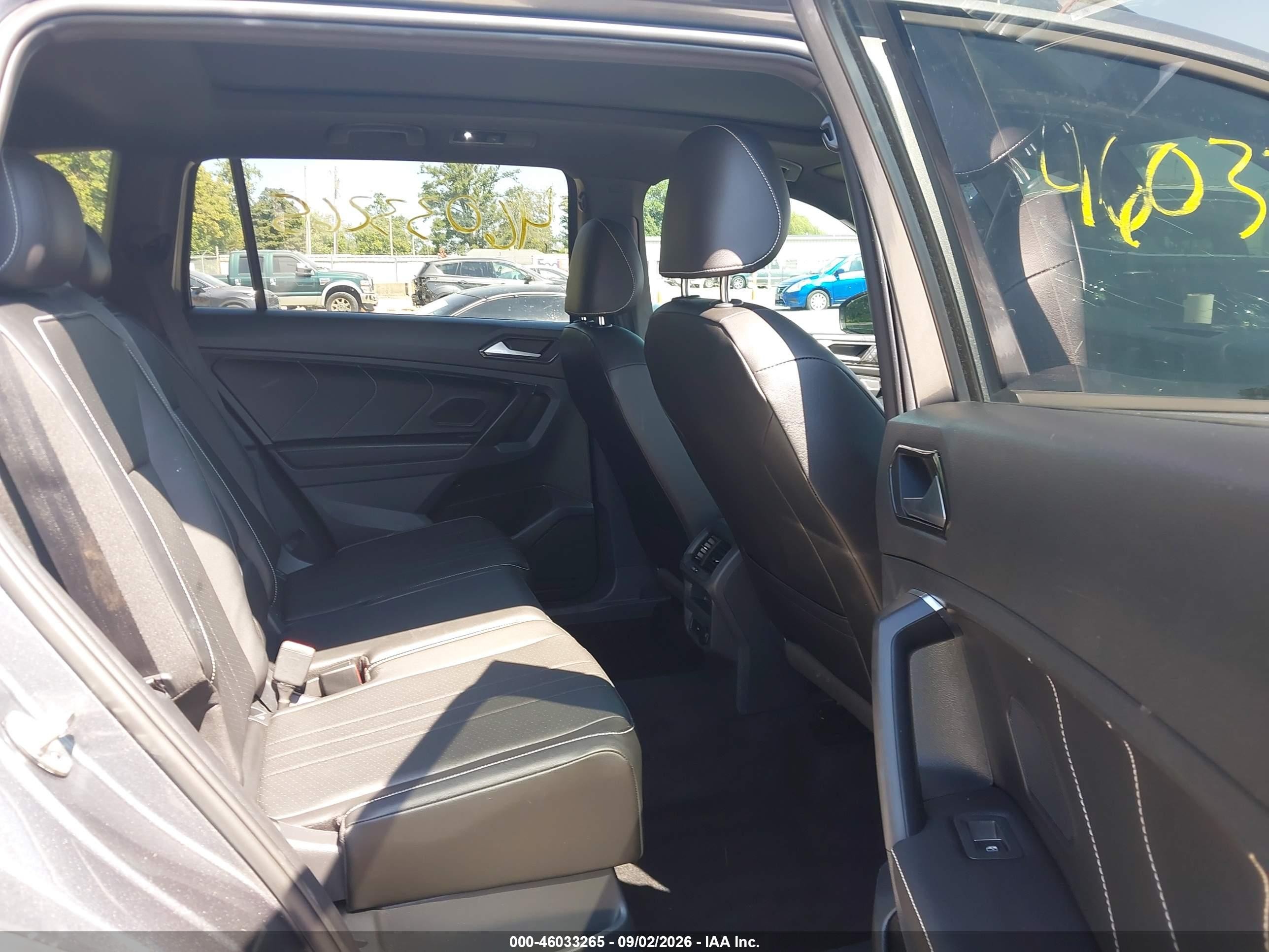 2022 Volkswagen Tiguan VIN 3VV8B7AX0NM156014 IAAI salvage auction — Front End, Salvage (Ohio), sold $12,600 on 2026-10-05 (photo 8)