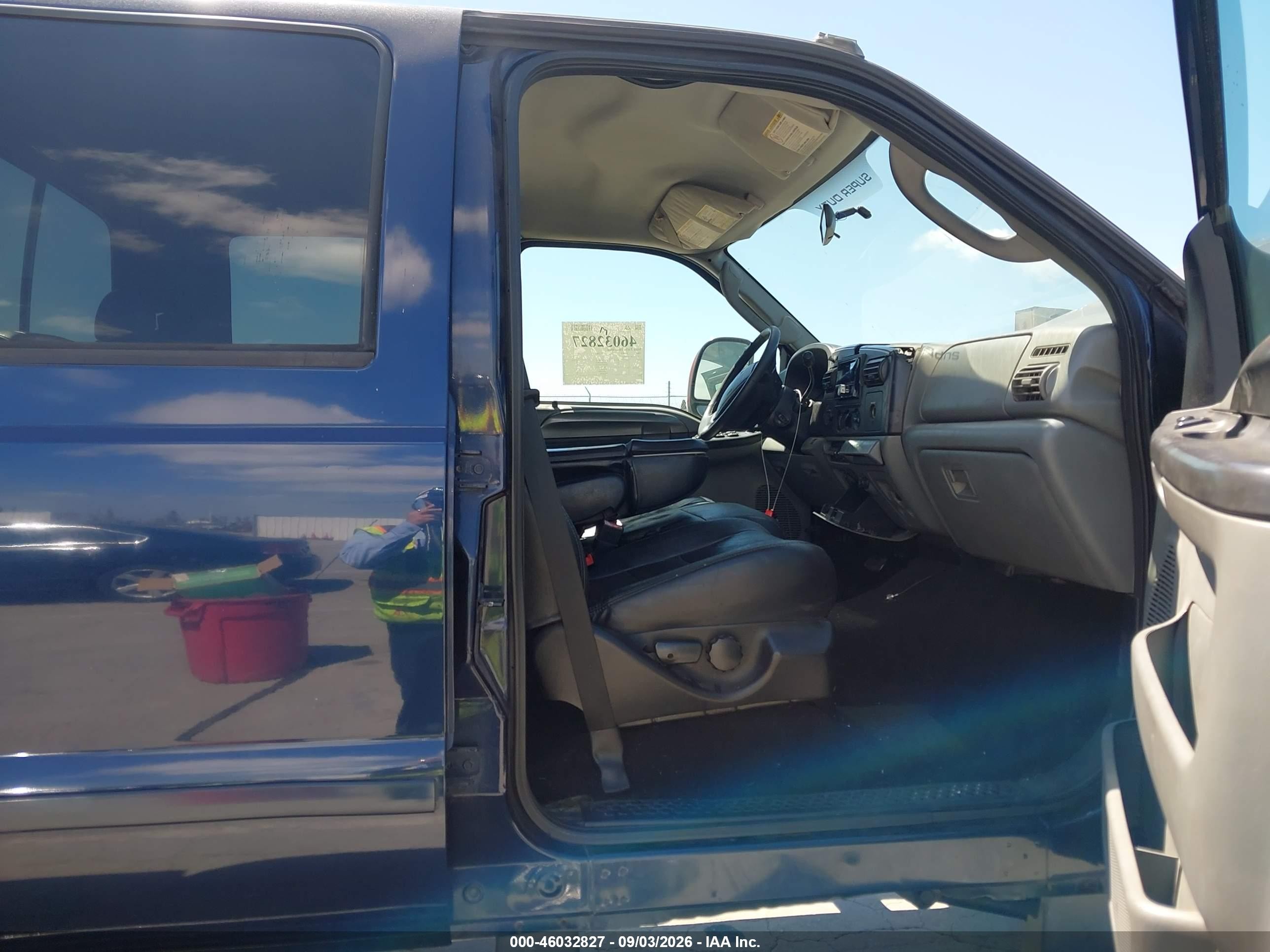 2006 Ford F-250 VIN 1FTSW21P06EB63323 IAAI salvage auction — Rear End, Salvage (California), sold $1,950 on 2026-09-13 (photo 5)