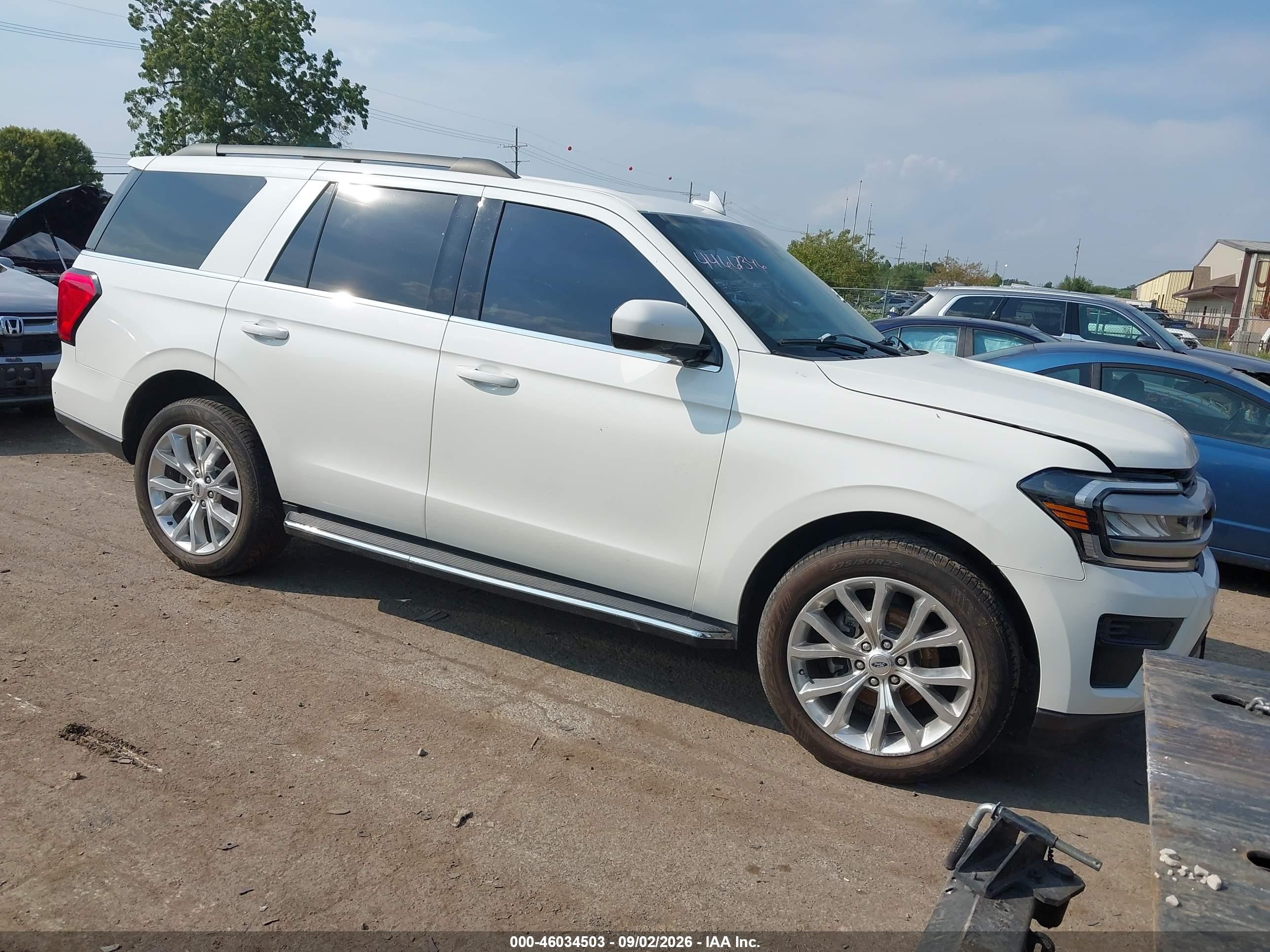 2022 Ford Expedition VIN 1FMJU1JT6NEA08407 — IAAI salvage auction photo
