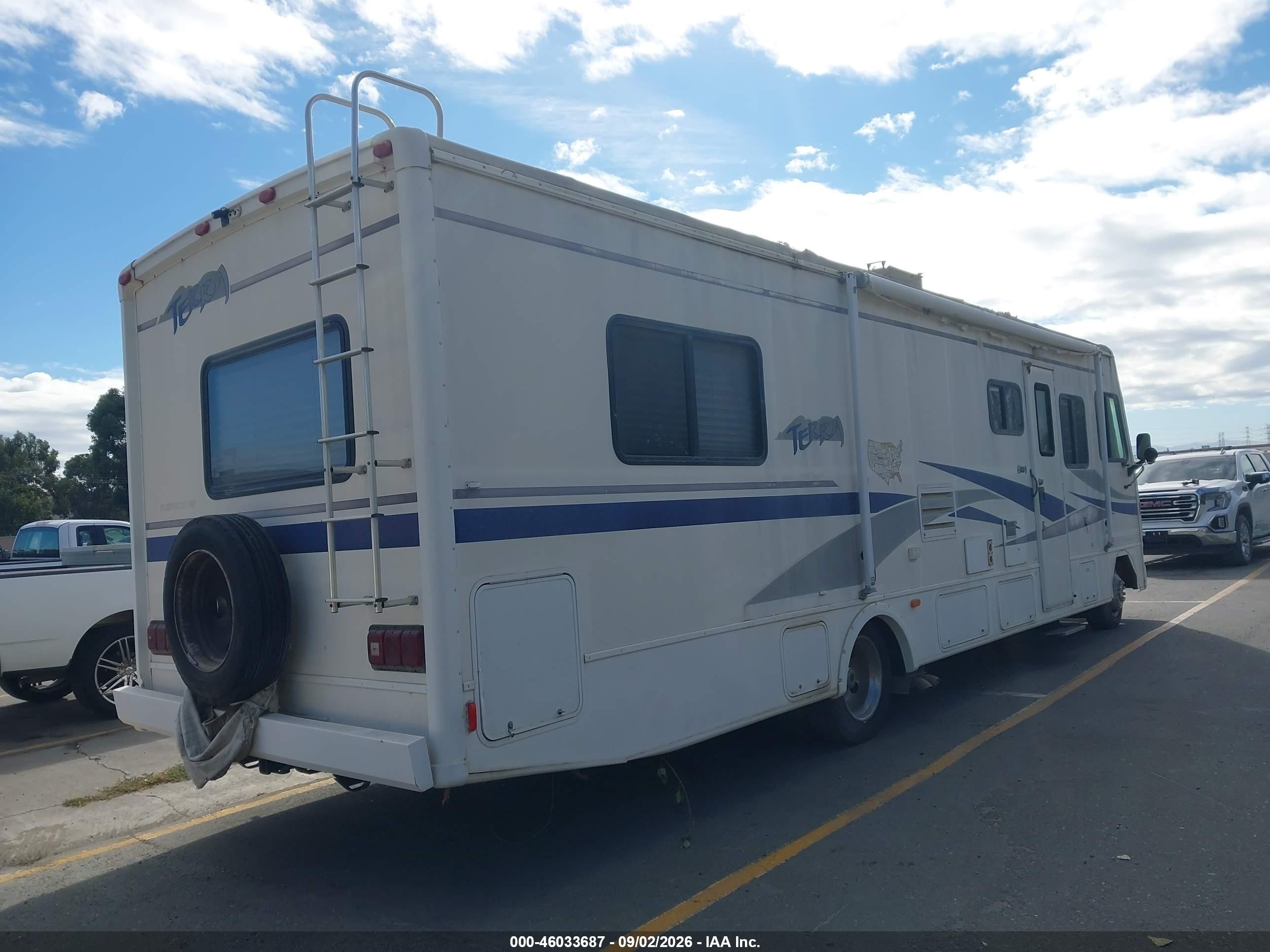 2002 Workhorse Custom Chassis Motorhome Chassis VIN 5B4LP57GX23347027 IAAI salvage auction — Normal Wear, Clear - Dealer Only (California), sold $1,450 on 2026-09-21 (photo 4)