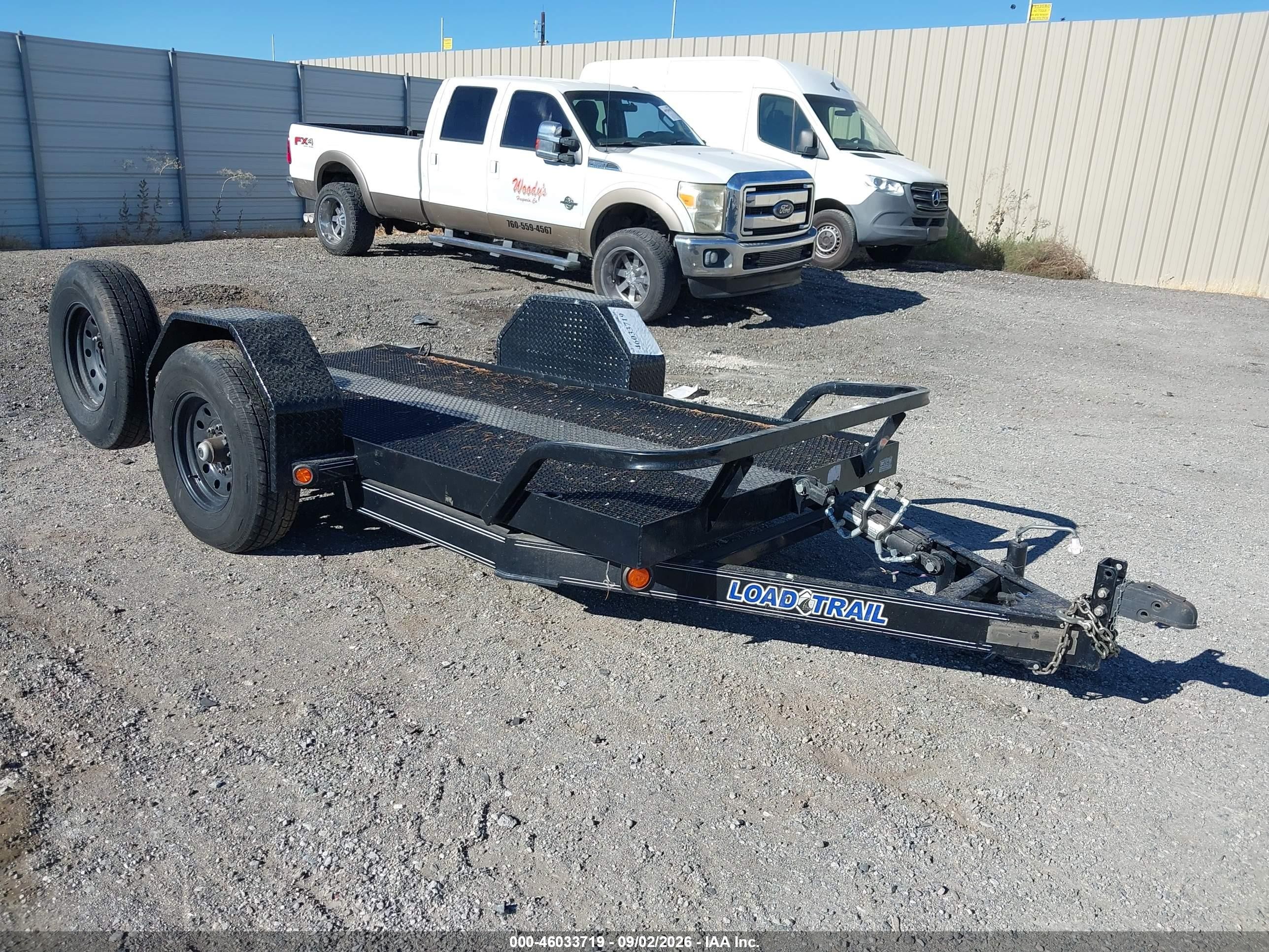 2020 Load Trail Single Axl VIN 4ZESA1216L1195727 IAAI salvage auction — Unknown, Salvage (California), sold $2,550 on 2026-10-01 (photo 1)