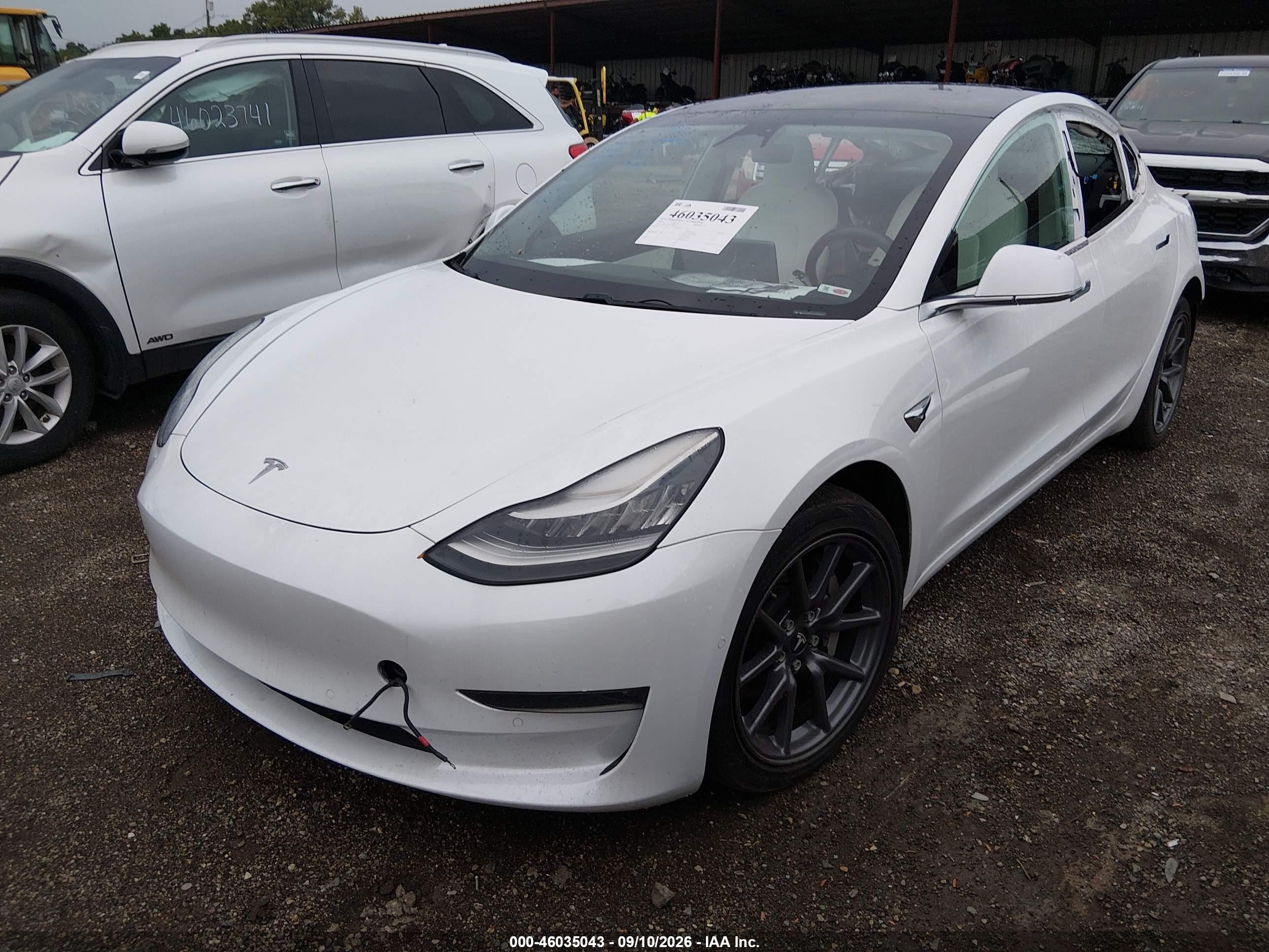 2018 Tesla Model 3 VIN 5YJ3E1EB1JF086453 IAAI salvage auction — Rear End, Salvage (Ohio), sold $5,350 on 2026-09-27 (photo 2)