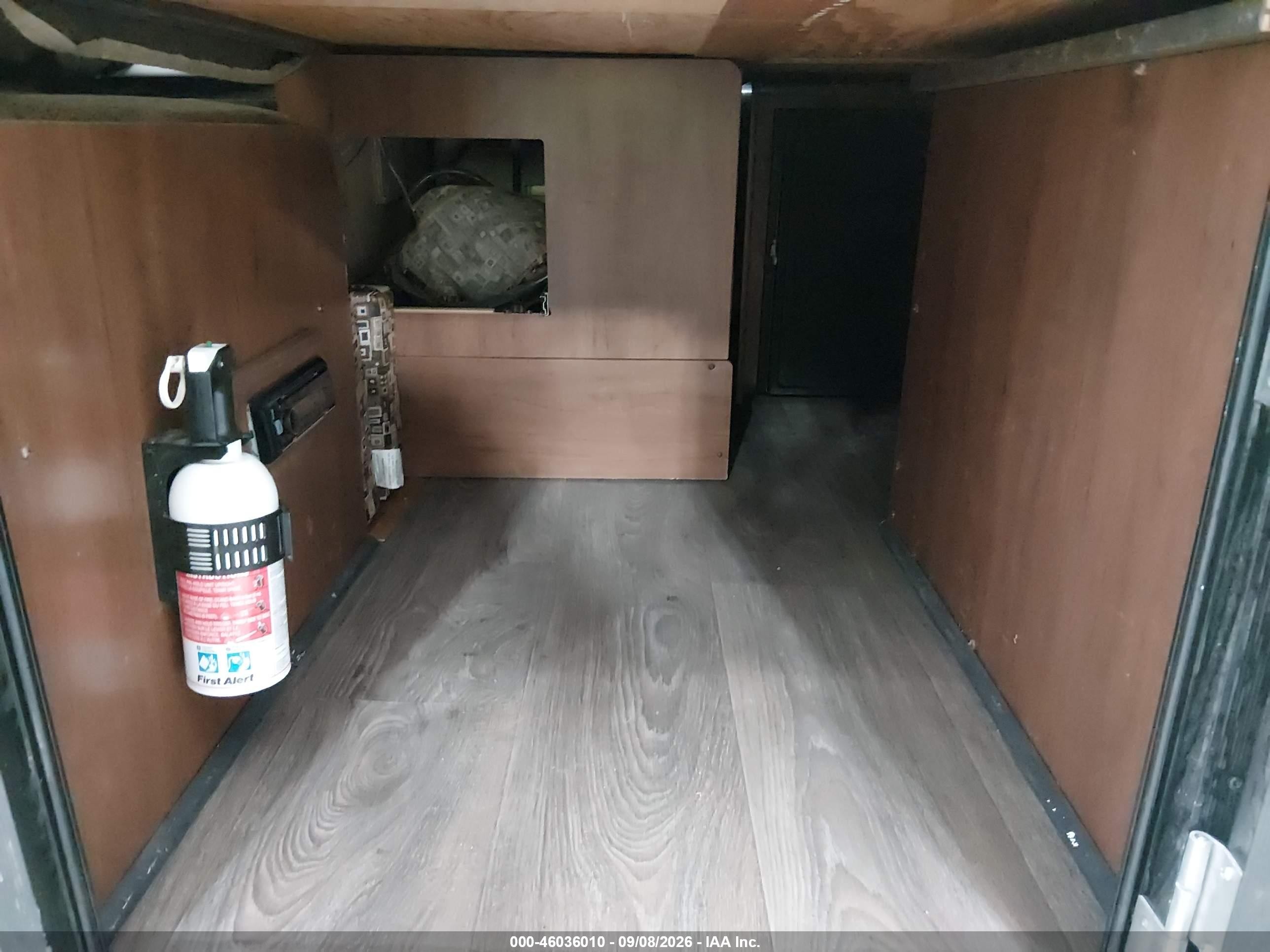 2017 Jayco Jay VIN 1UJAJ0AHXH12S0239 IAAI salvage auction — Vandalized, Bill Of Sale (Alaska), sold $400 on 2026-09-11 (photo 8)