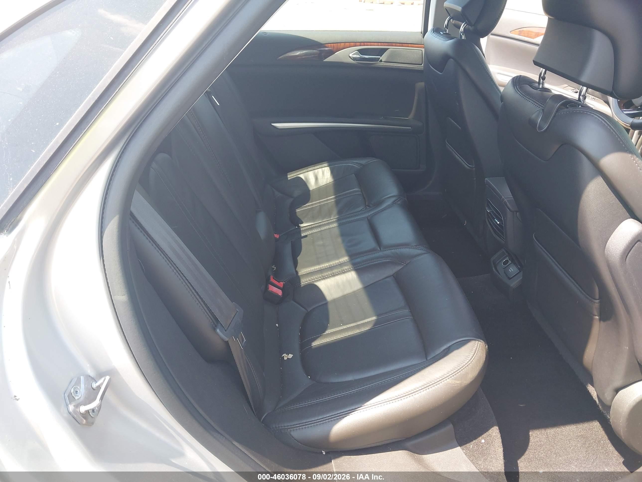 2014 Lincoln MKZ VIN 3LN6L2LU5ER824395 IAAI salvage auction — Front End, Clear (Virginia), sold $1,700 on 2026-09-23 (photo 8)