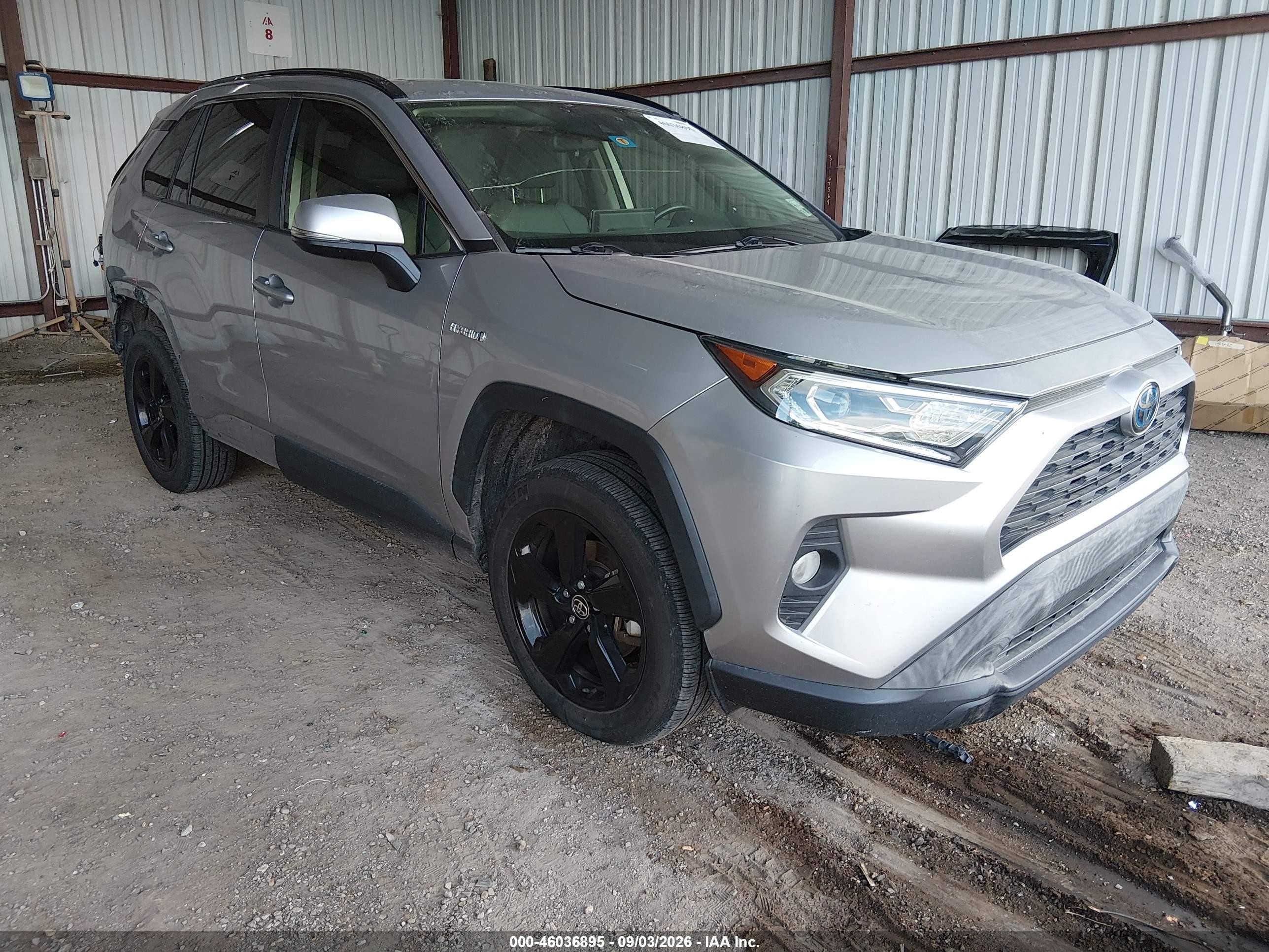 2021 Toyota RAV4 Hybrid VIN JTMB6RFV0MD040236 — IAAI salvage auction photo