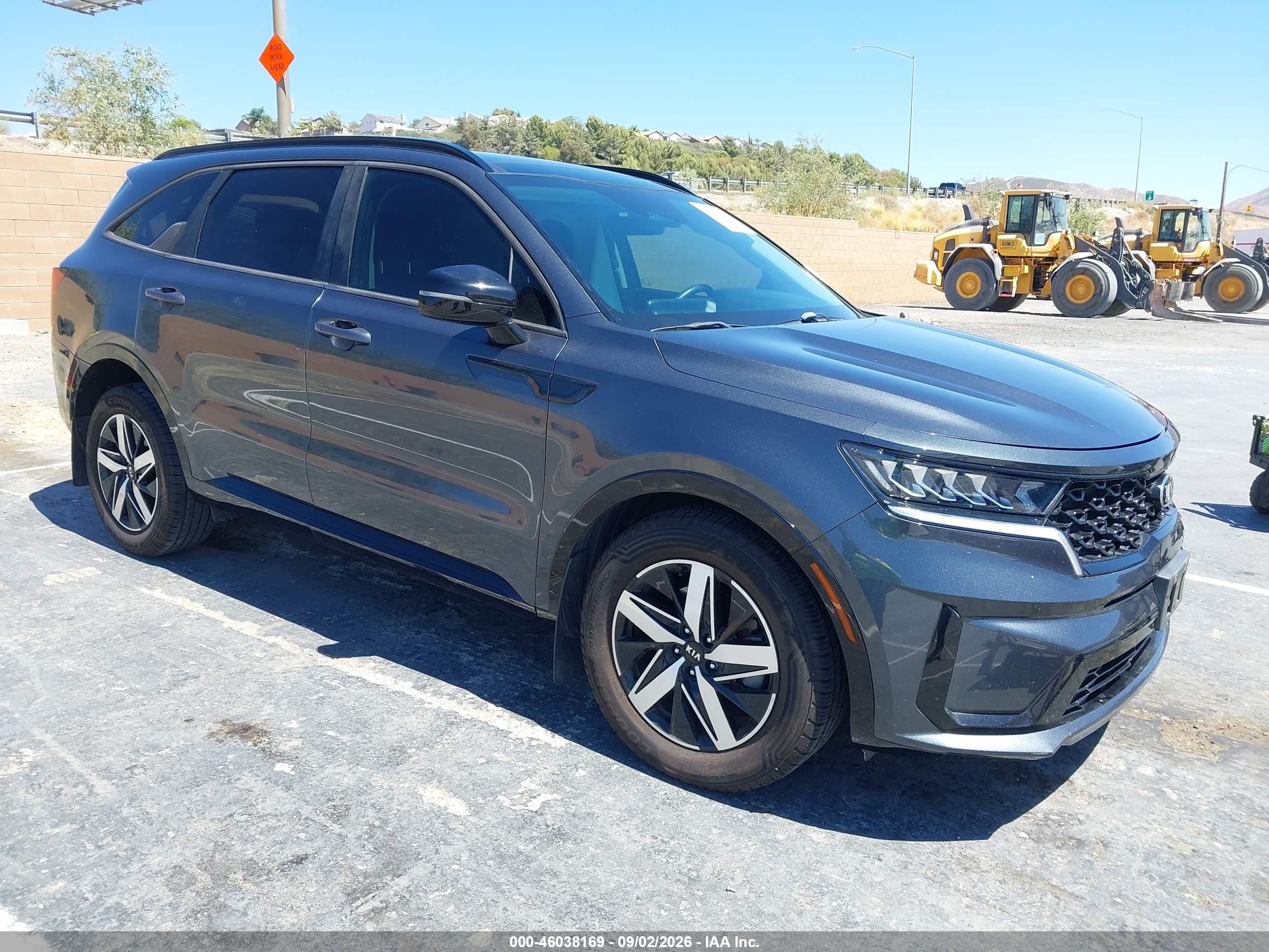 2021 Kia Sorento VIN 5XYRL4LCXMG018596 — IAAI salvage auction photo