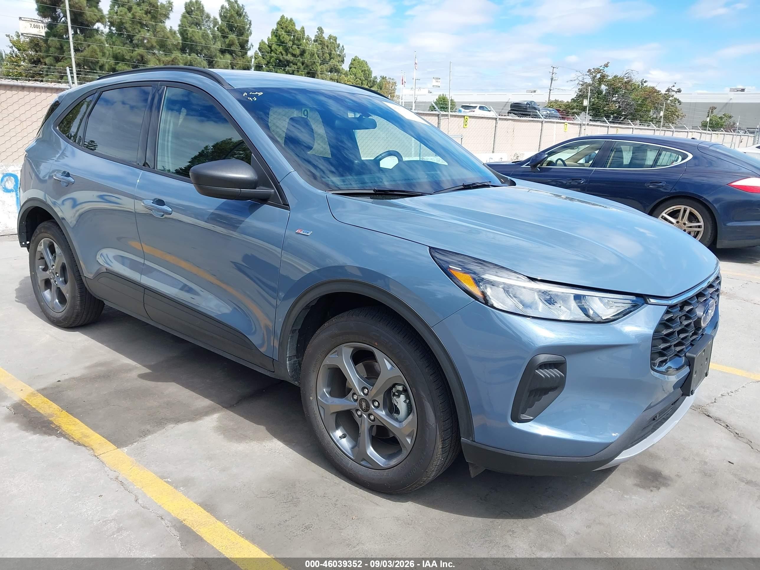 2025 Ford Escape VIN 1FMCU9MN9SUB35870 — IAAI salvage auction photo