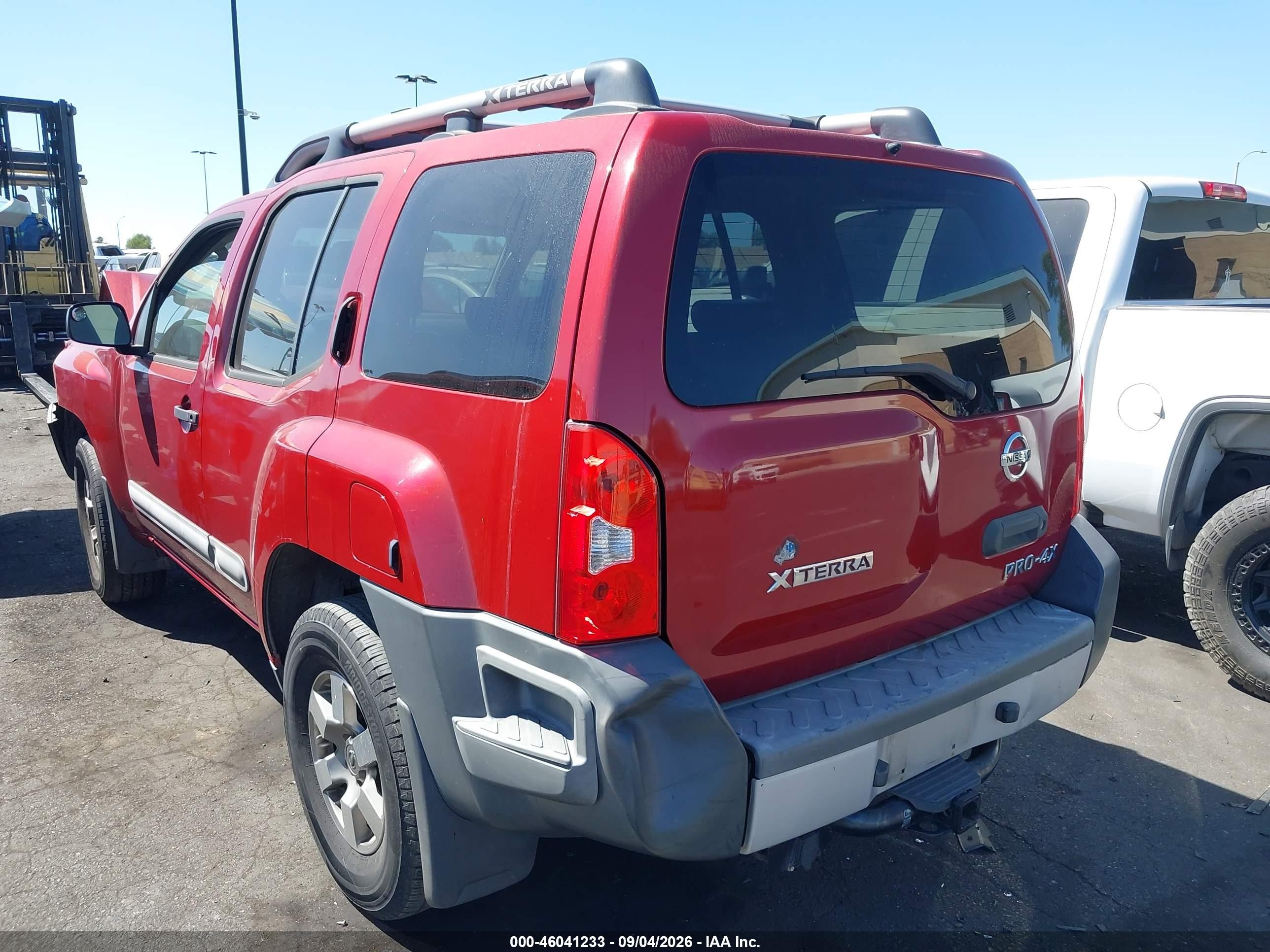 2011 Nissan Xterra VIN 5N1AN0NW7BC516050 IAAI salvage auction — Front End, Wait Title, sold $725 on 2026-09-20 (photo 3)