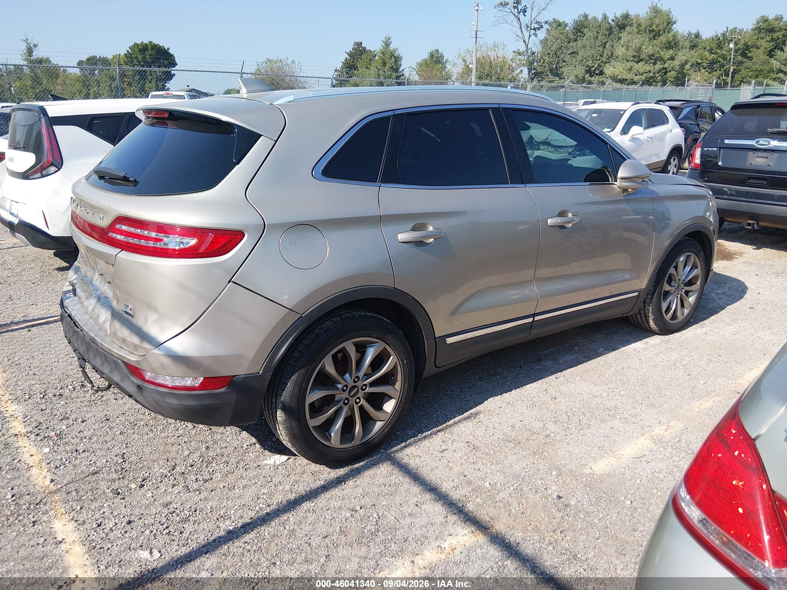 2015 Lincoln MKC VIN 5LMCJ1A93FUJ20284 IAAI salvage auction — Rear End, Salvage (Idaho), sold $850 on 2026-09-19 (photo 4)
