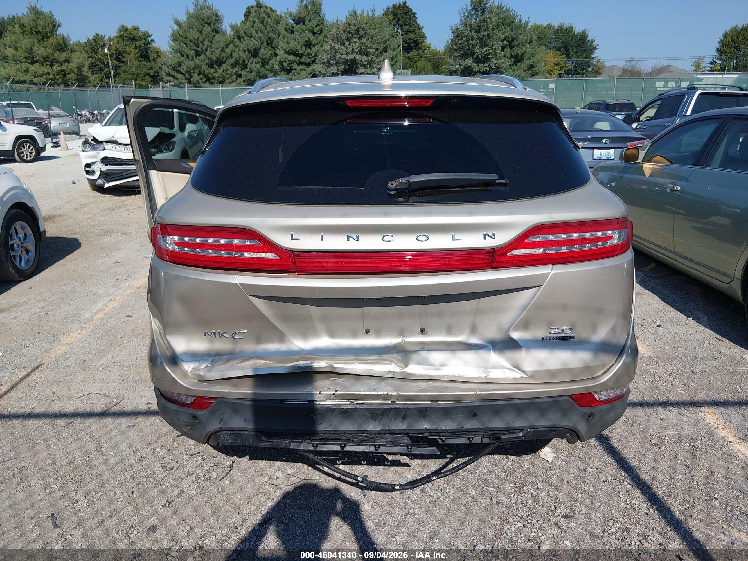 2015 Lincoln MKC VIN 5LMCJ1A93FUJ20284 IAAI salvage auction — Rear End, Salvage (Idaho), sold $850 on 2026-09-19 (photo 6)