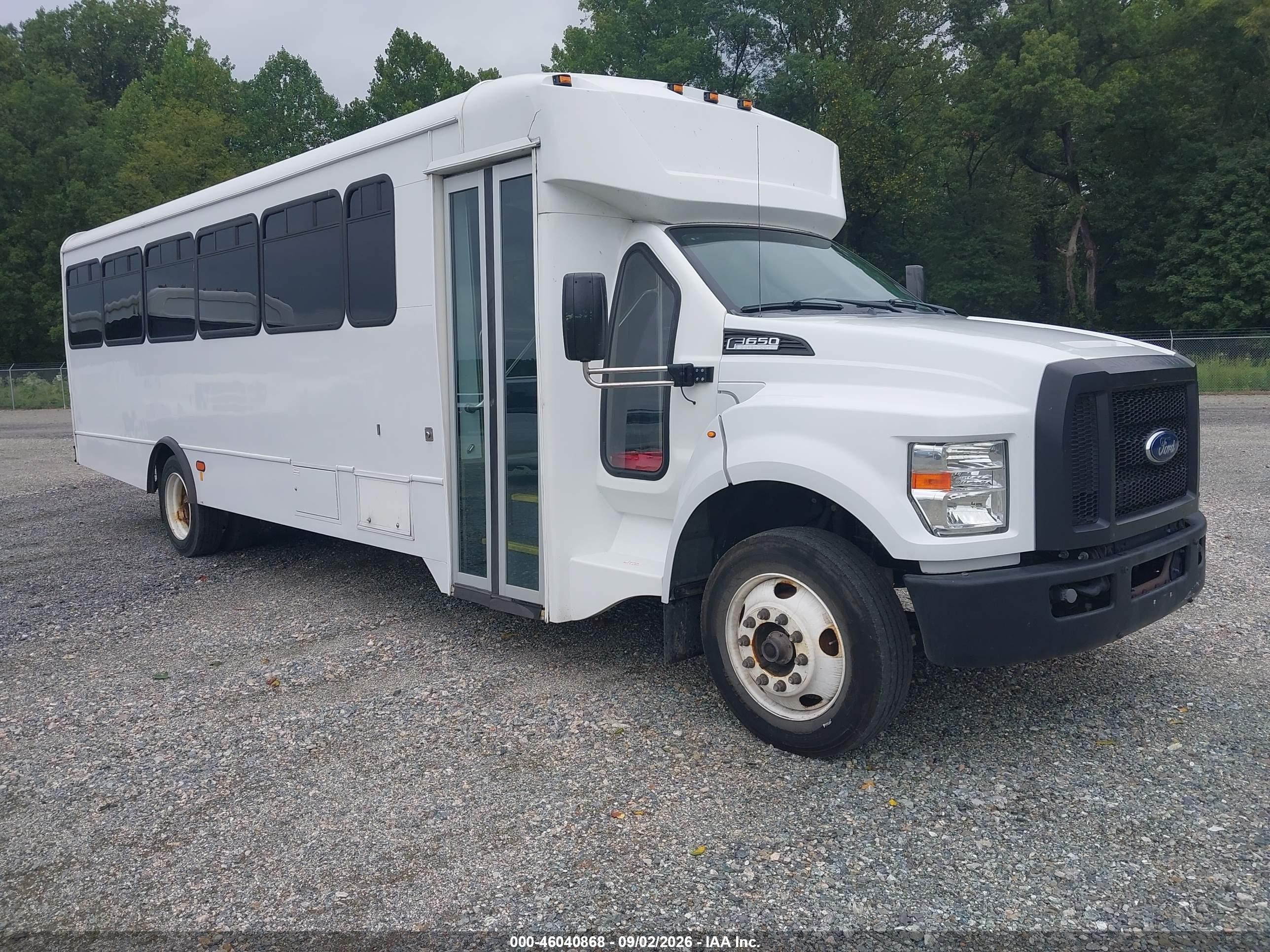 2017 Ford F-650 VIN 1FDXF6DC8HDB10329 — IAAI salvage auction photo