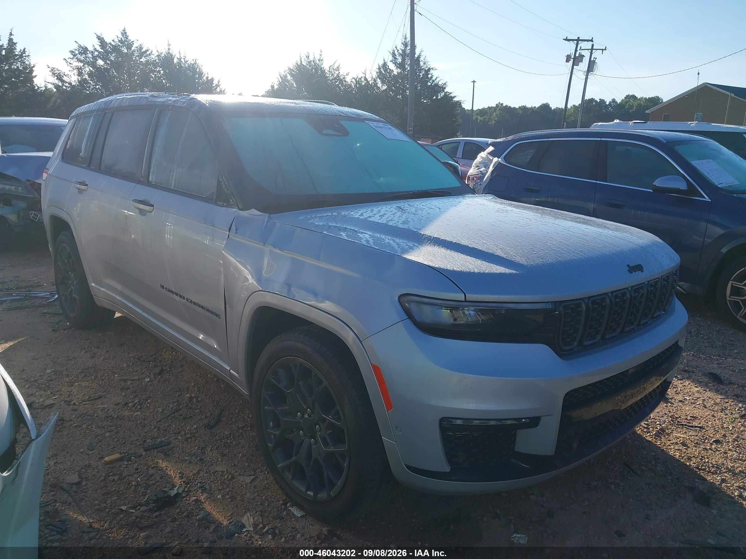 2023 Jeep Grand Cherokee L VIN 1C4RJKET2P8766794 — IAAI salvage auction photo