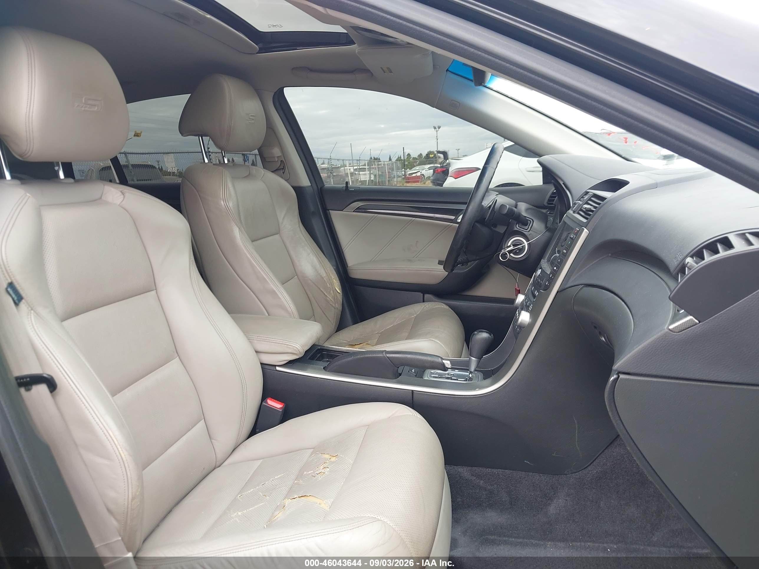 2007 Acura Tl VIN 19UUA76577A014817 IAAI salvage auction — Front End, Salvage (California), sold $800 on 2026-09-25 (photo 5)