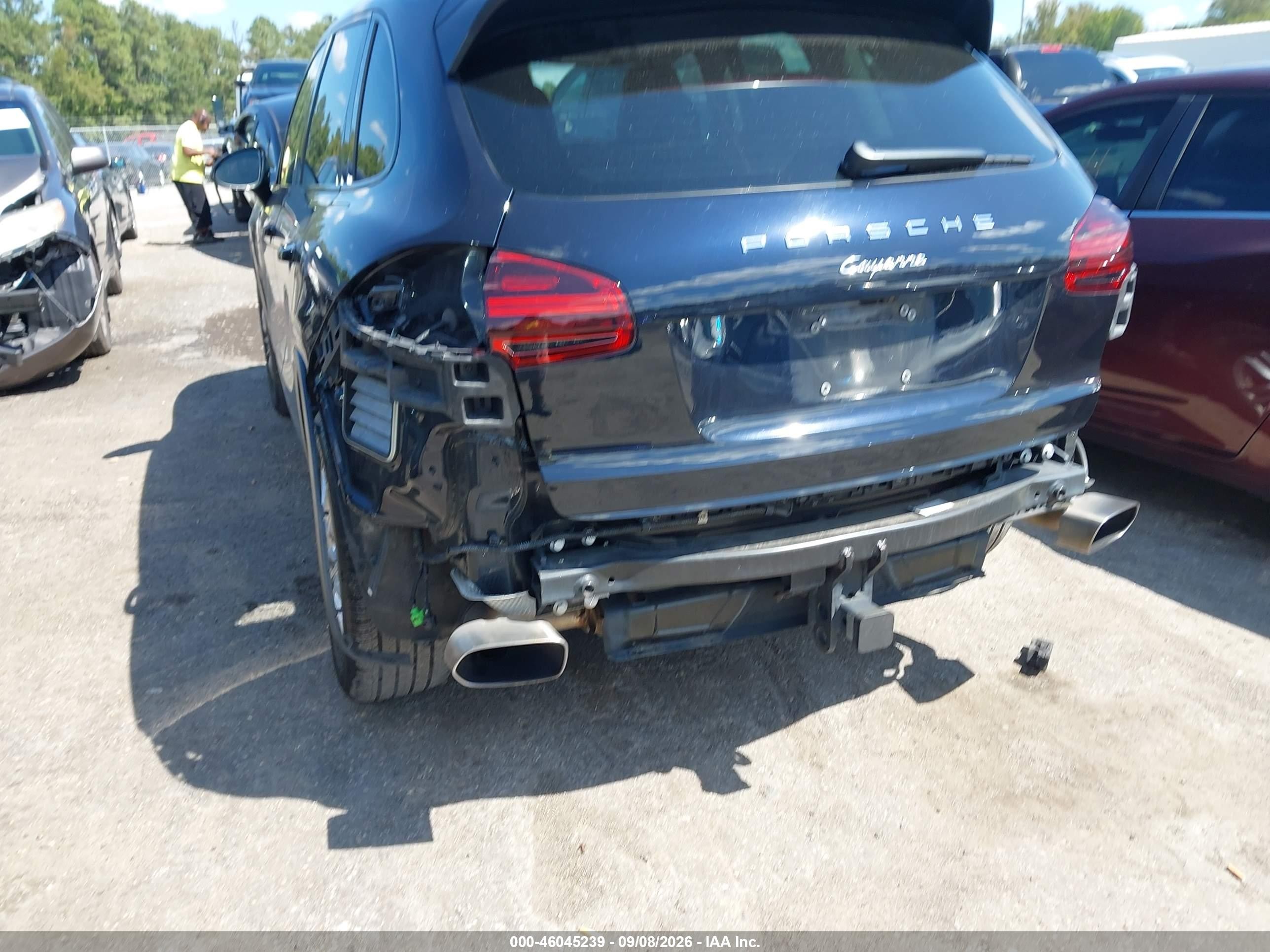 2016 Porsche Cayenne VIN WP1AA2A21GKA37245 IAAI salvage auction — Rear End, Salvage (Virginia), sold $5,100 on 2026-09-13 (photo 6)