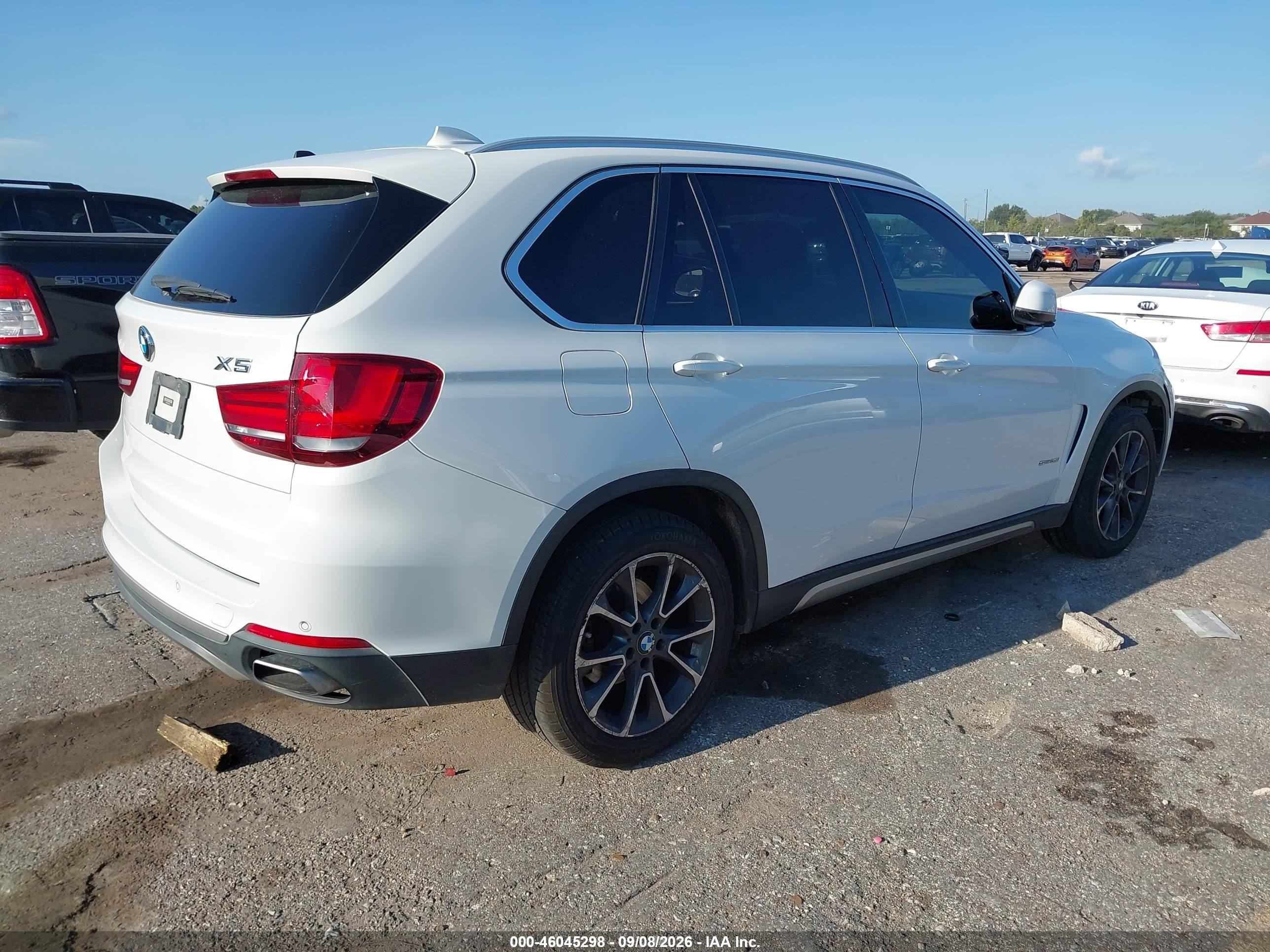 2018 BMW X5 VIN 5UXKR2C5XJ0Z16332 IAAI salvage auction — Front End, Salvage (Texas), sold $2,500 on 2026-09-24 (photo 4)