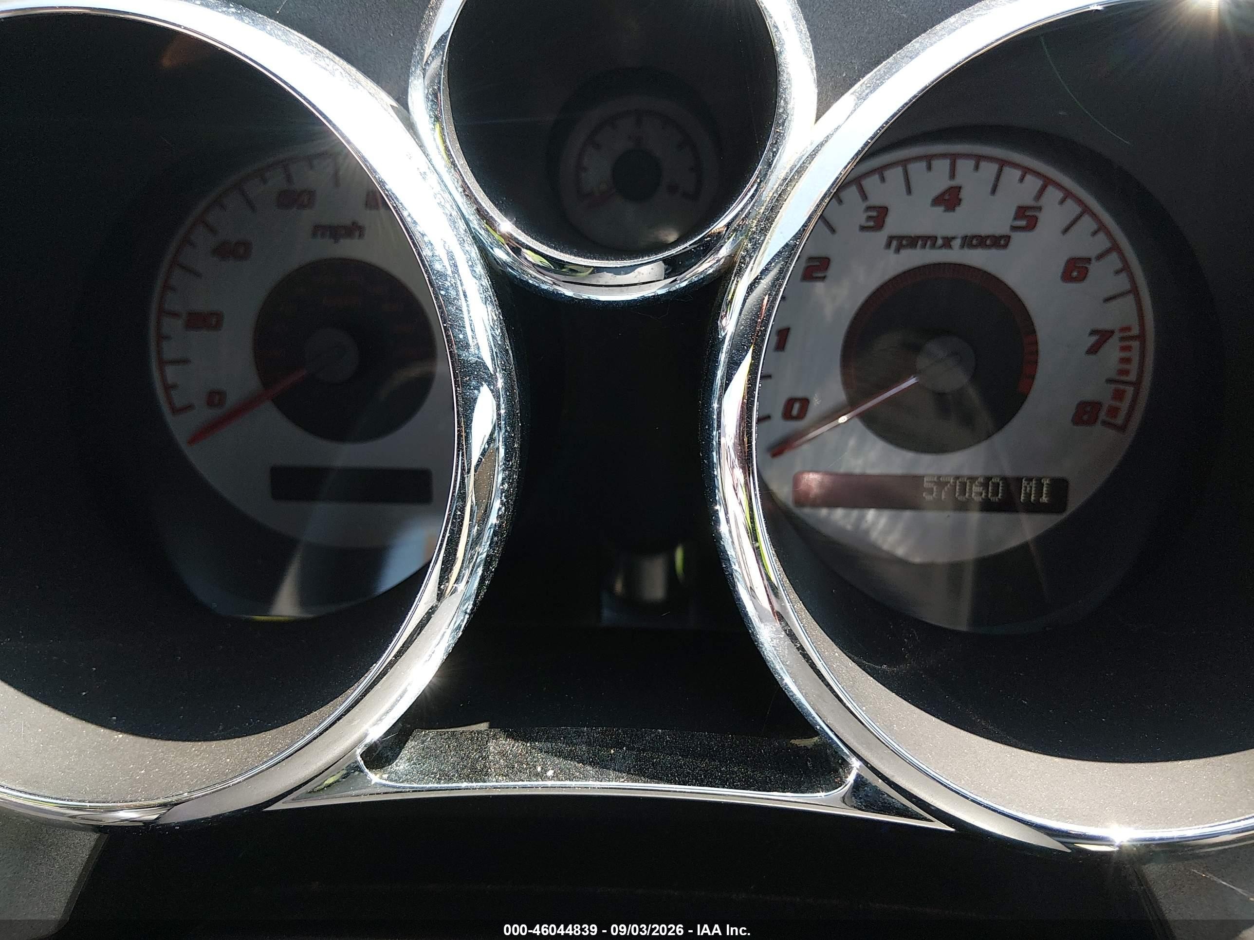 2008 Pontiac Solstice VIN 1G2MB35BX8Y107193 IAAI salvage auction — Unknown, Salvage (North Carolina), sold $1,525 on 2026-10-12 (photo 7)