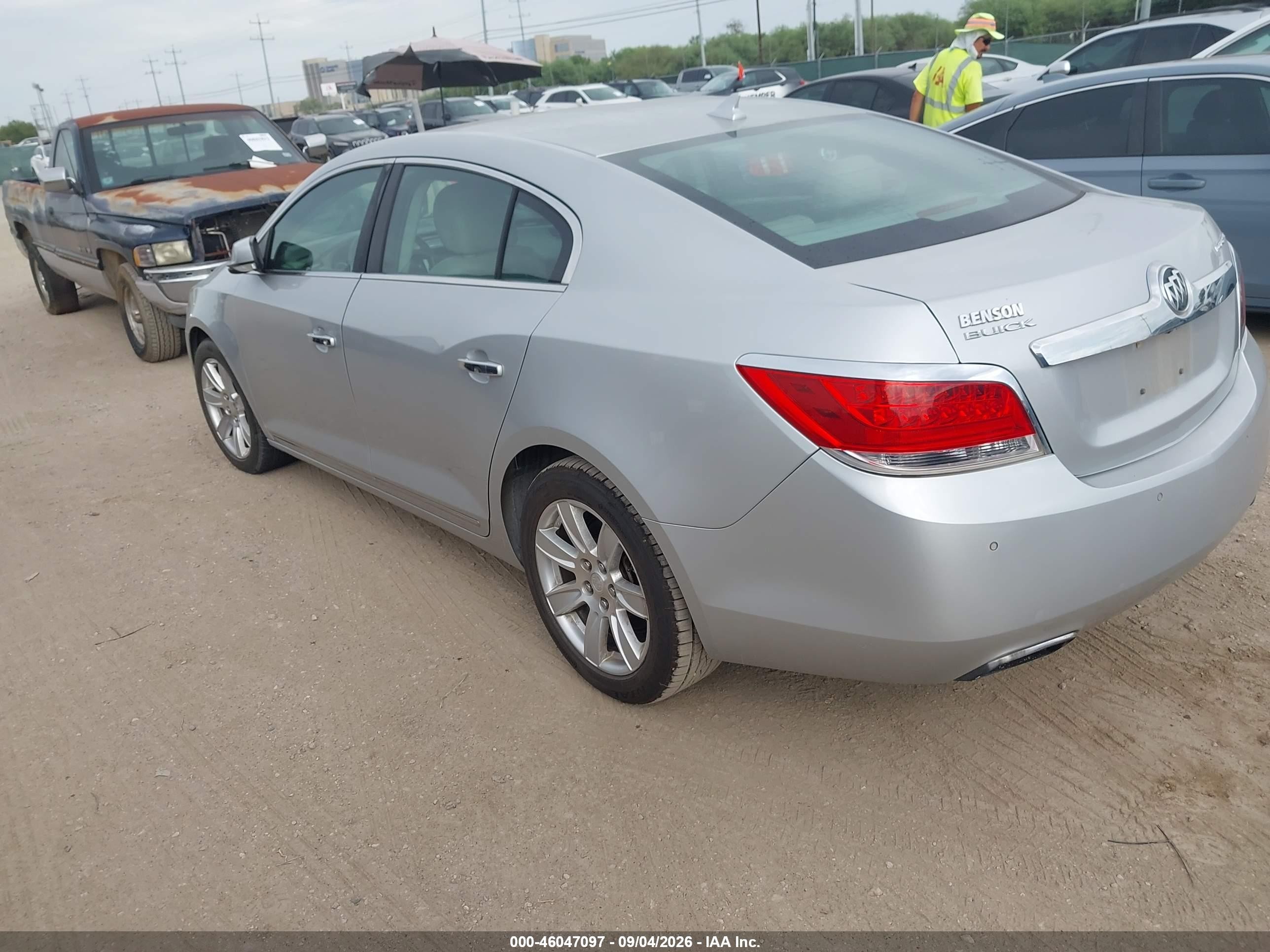 2013 Buick Lacrosse VIN 1G4GC5E30DF120286 IAAI salvage auction — Unknown, Original (Texas), sold $925 on 2026-10-06 (photo 3)