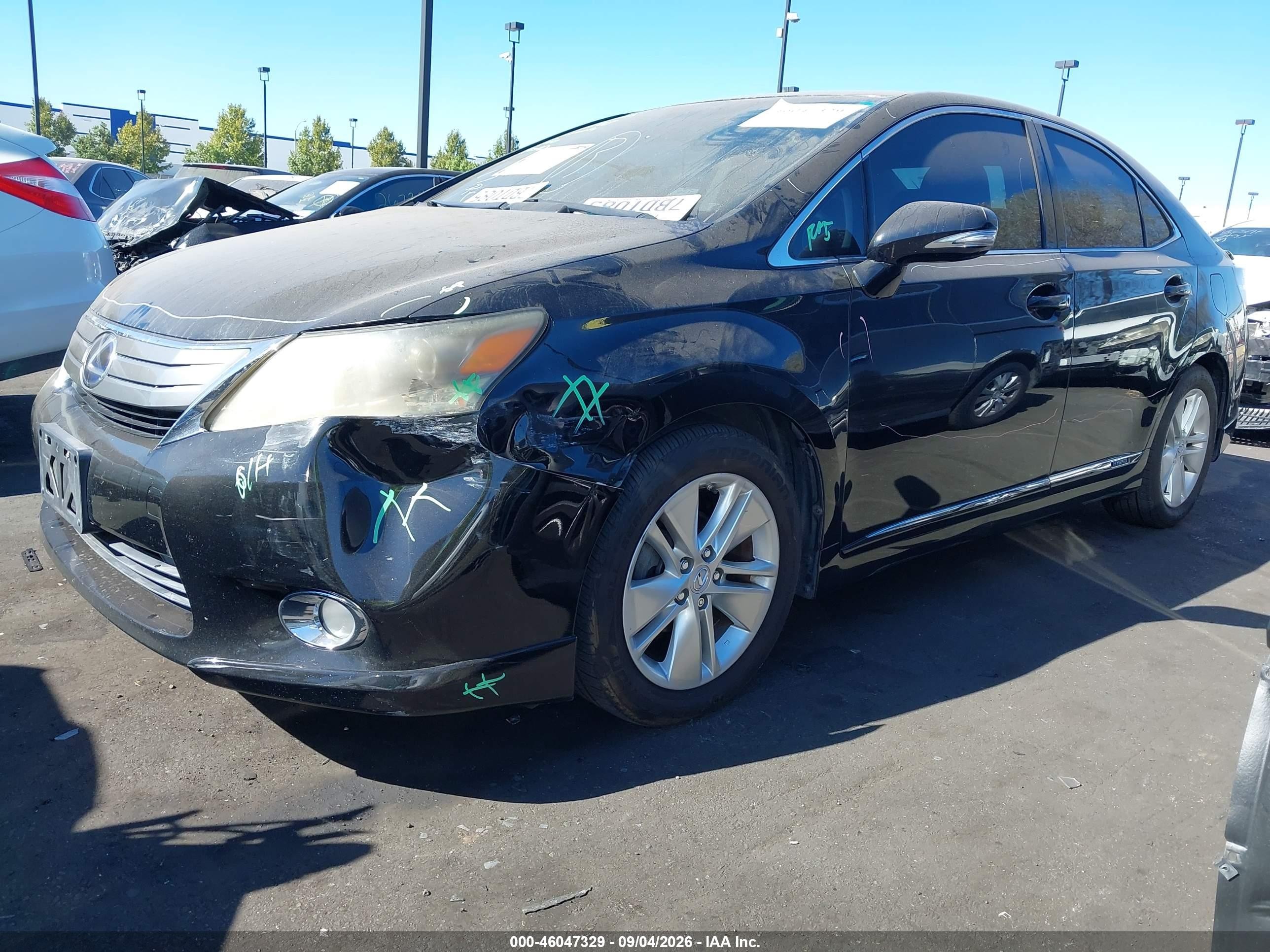 2010 Lexus HS 250h VIN JTHBB1BA4A2014275 IAAI salvage auction — Unknown, Salvage Certificate (California), sold $925 on 2026-09-13 (photo 2)
