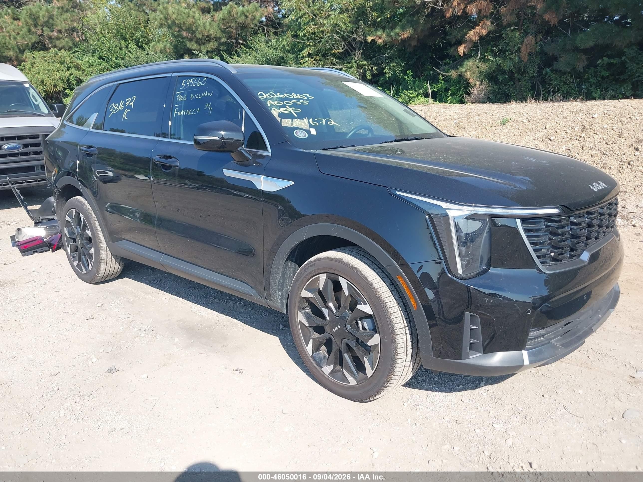 2025 Kia Sorento VIN 5XYRHDJF1SG381672 — IAAI salvage auction photo
