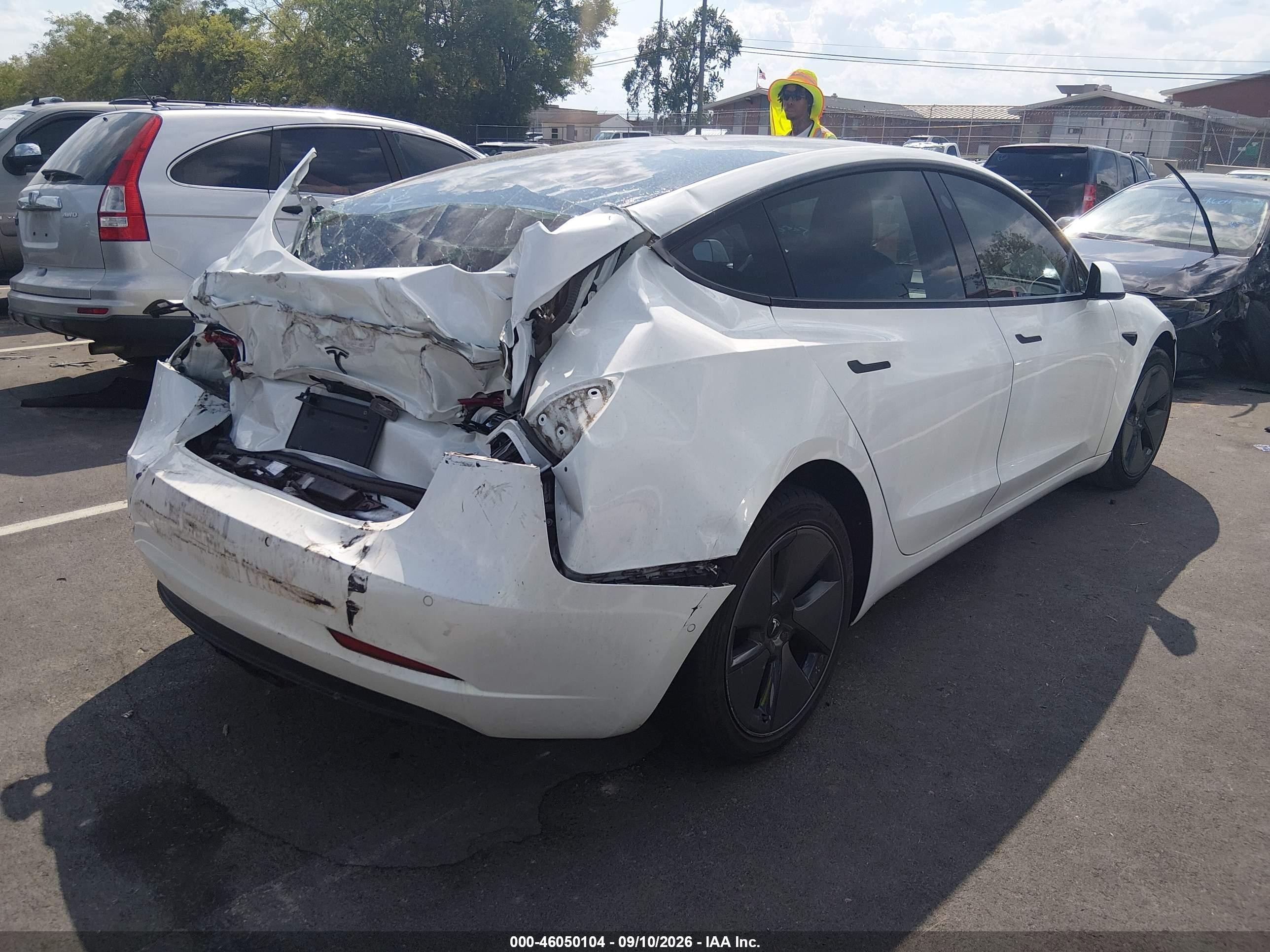 2021 Tesla Model 3 VIN 5YJ3E1EB9MF013299 IAAI salvage auction — Rear End, Salvage (Tennessee), sold $6,675 on 2026-10-17 (photo 4)