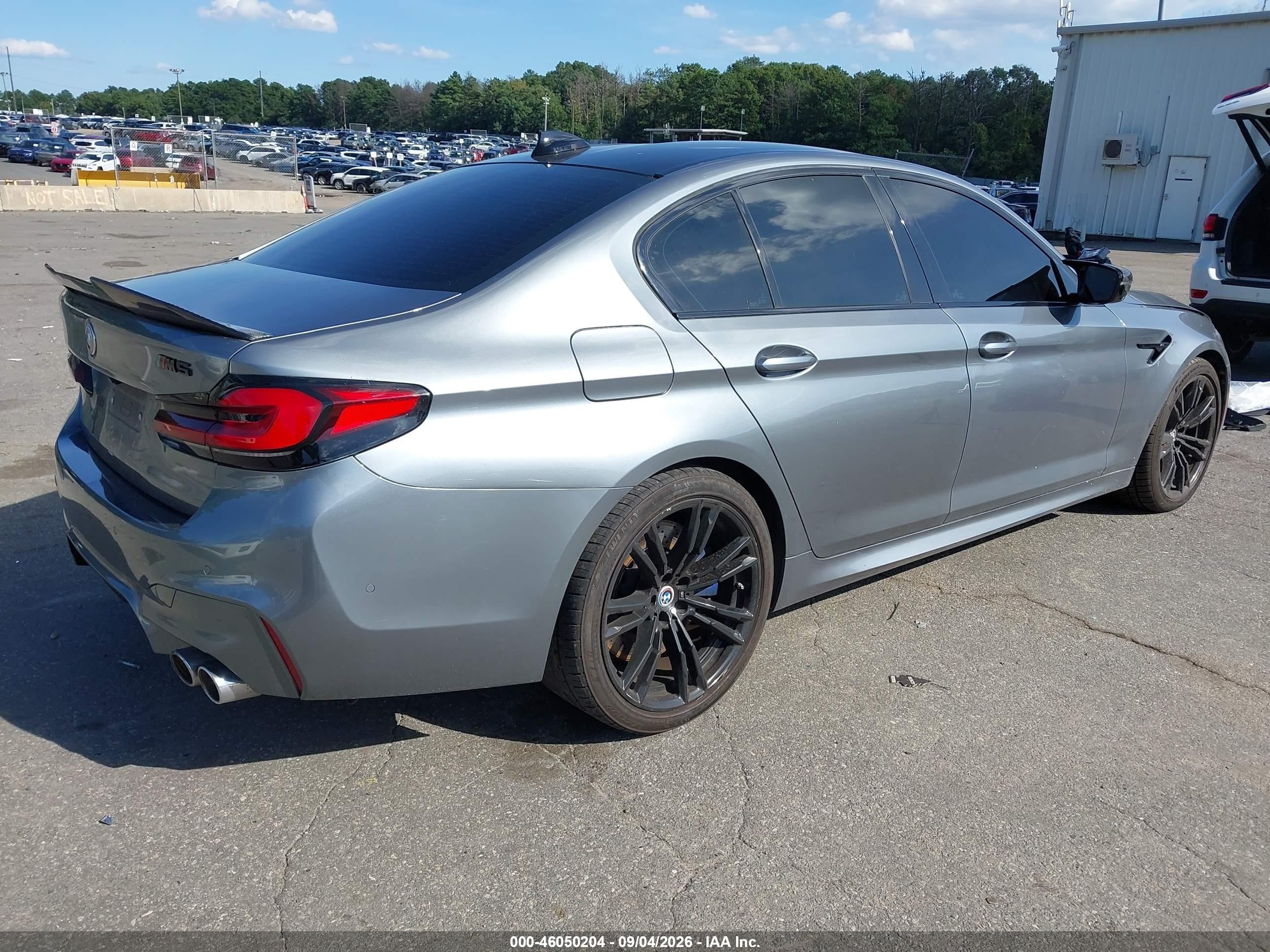 2019 BMW M5 VIN WBSJF0C54KB285599 IAAI salvage auction — Water/Flood, Wait Title, sold $21,600 on 2026-09-20 (photo 4)