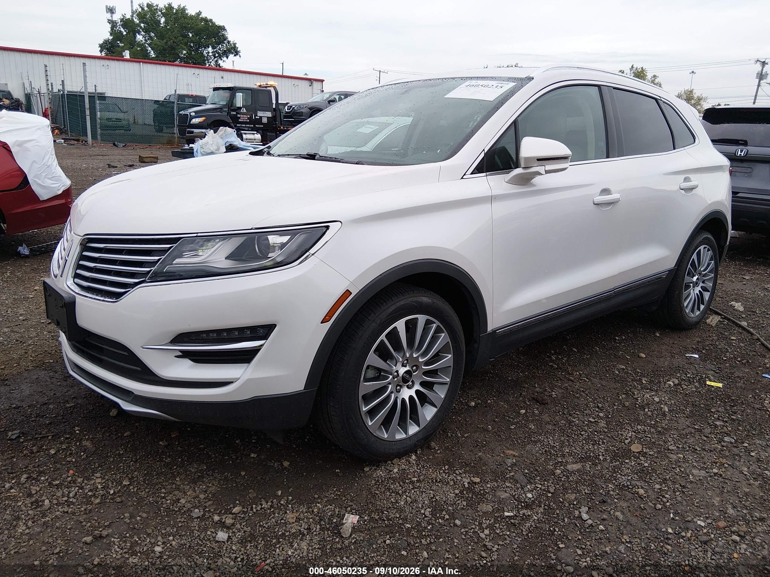 2017 Lincoln MKC VIN 5LMCJ3C92HUL70529 IAAI salvage auction — Side, Salvage (Ohio), sold $3,350 on 2026-09-19 (photo 2)