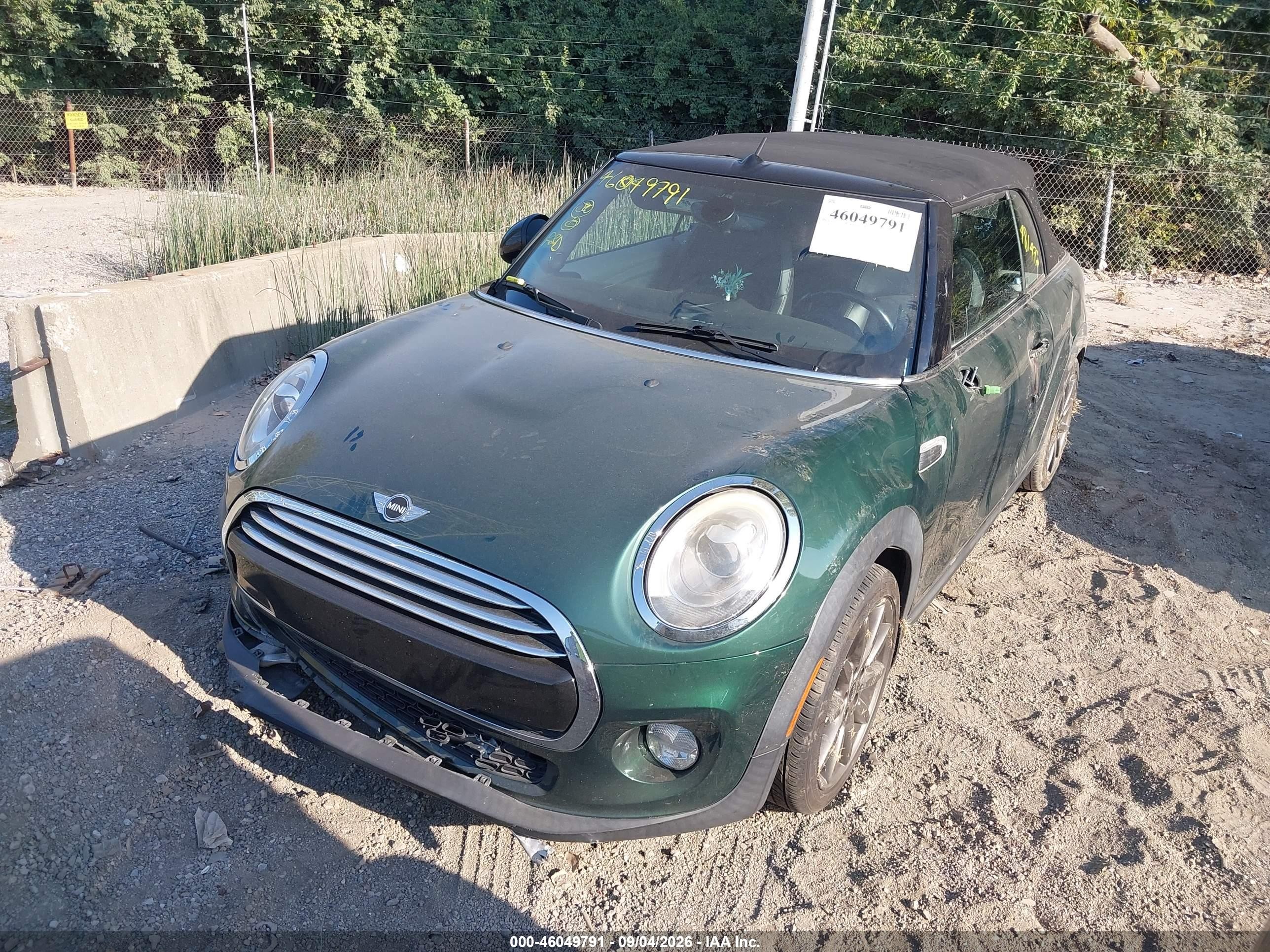 2017 Mini Convertible VIN WMWWG5C32H3C99977 IAAI salvage auction — Side, Salvage (Indiana), sold $1,650 on 2026-10-01 (photo 6)