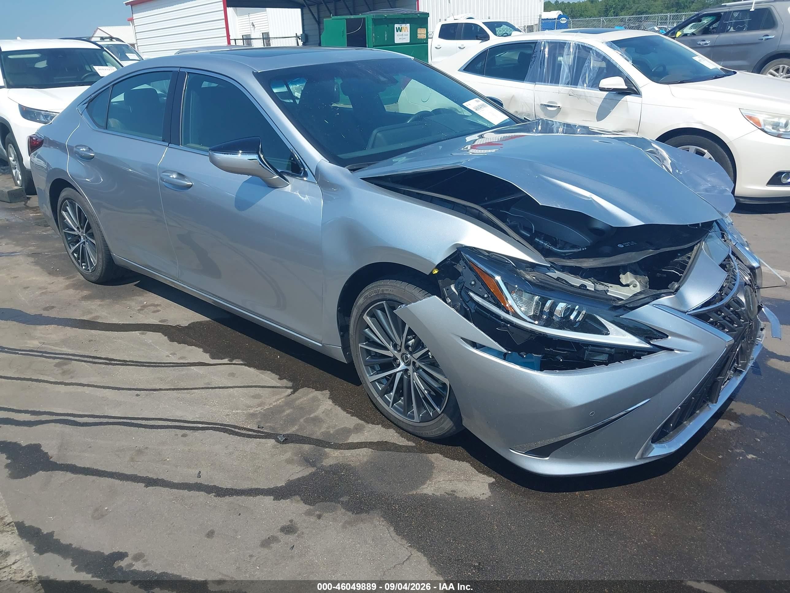 2025 Lexus ES 350 VIN 58ADZ1B17SU207715 — IAAI salvage auction photo
