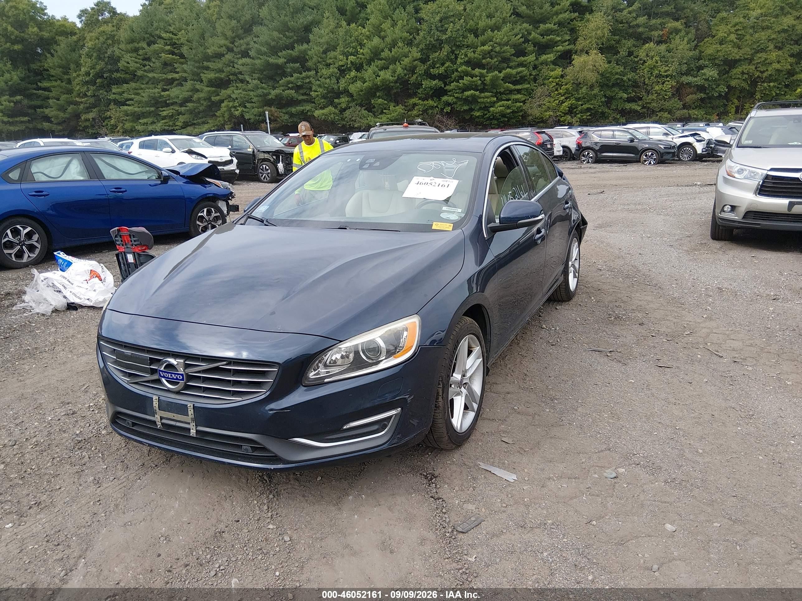 2015 Volvo S60 VIN YV140MFM7F1346675 IAAI salvage auction — Rear End, Clear (Massachusetts), sold $675 on 2026-09-24 (photo 2)