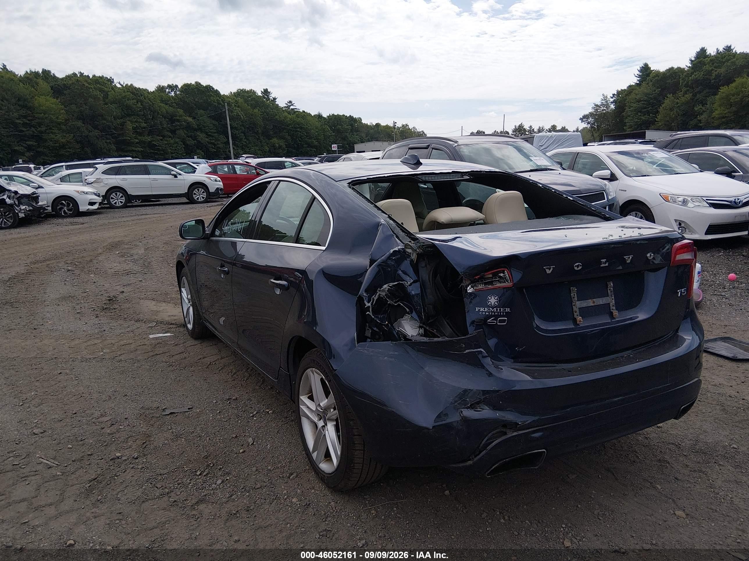 2015 Volvo S60 VIN YV140MFM7F1346675 IAAI salvage auction — Rear End, Clear (Massachusetts), sold $675 on 2026-09-24 (photo 3)