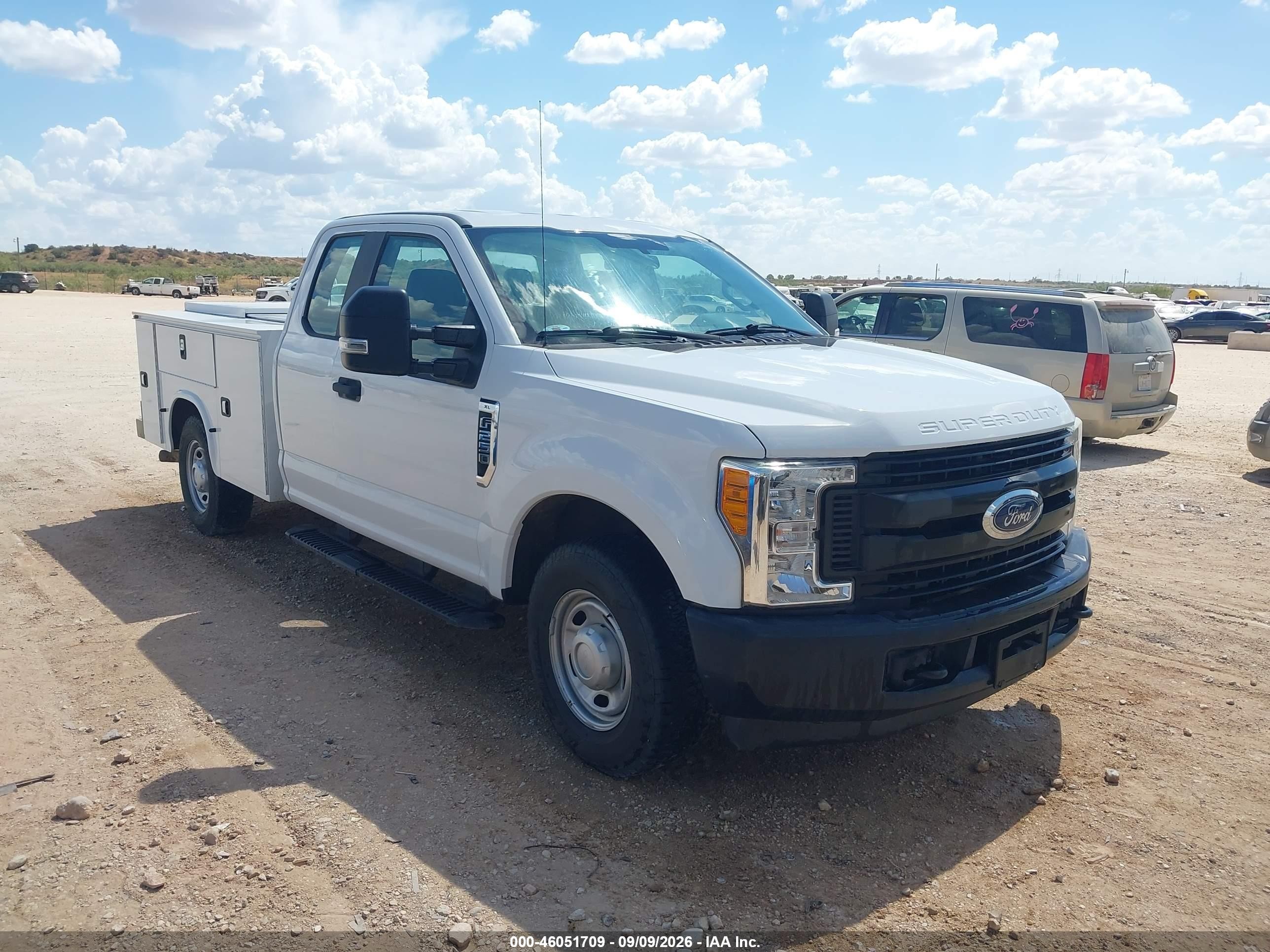 2017 Ford F-250 VIN 1FD7X2A61HED72854 — IAAI salvage auction photo