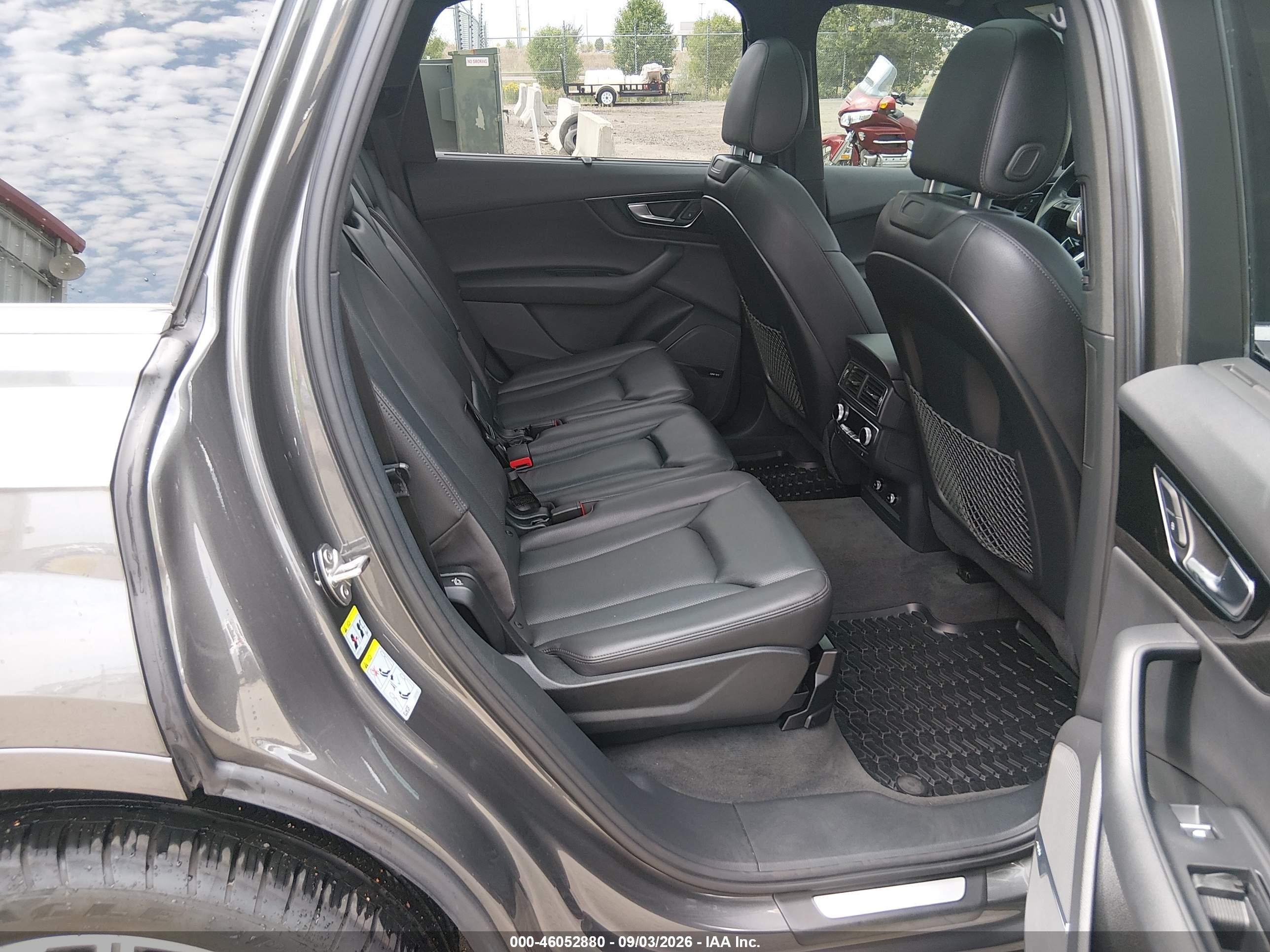 2018 Audi Q7 VIN WA1VAAF72JD034121 IAAI salvage auction — Front End, Salvage (North Dakota), sold $4,900 on 2026-09-19 (photo 8)