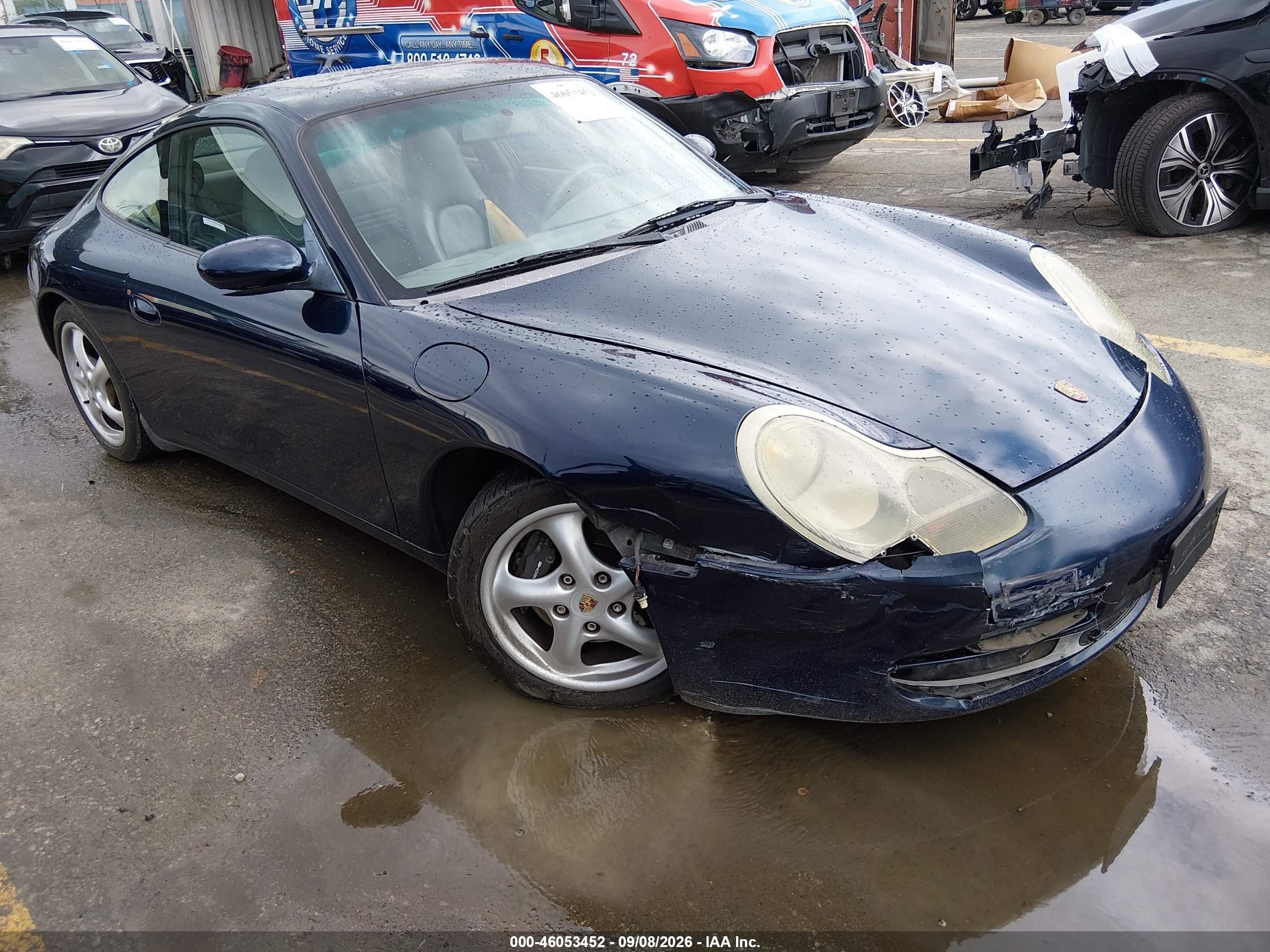 2000 Porsche 911 VIN WP0AA2990YS621687 — IAAI salvage auction photo