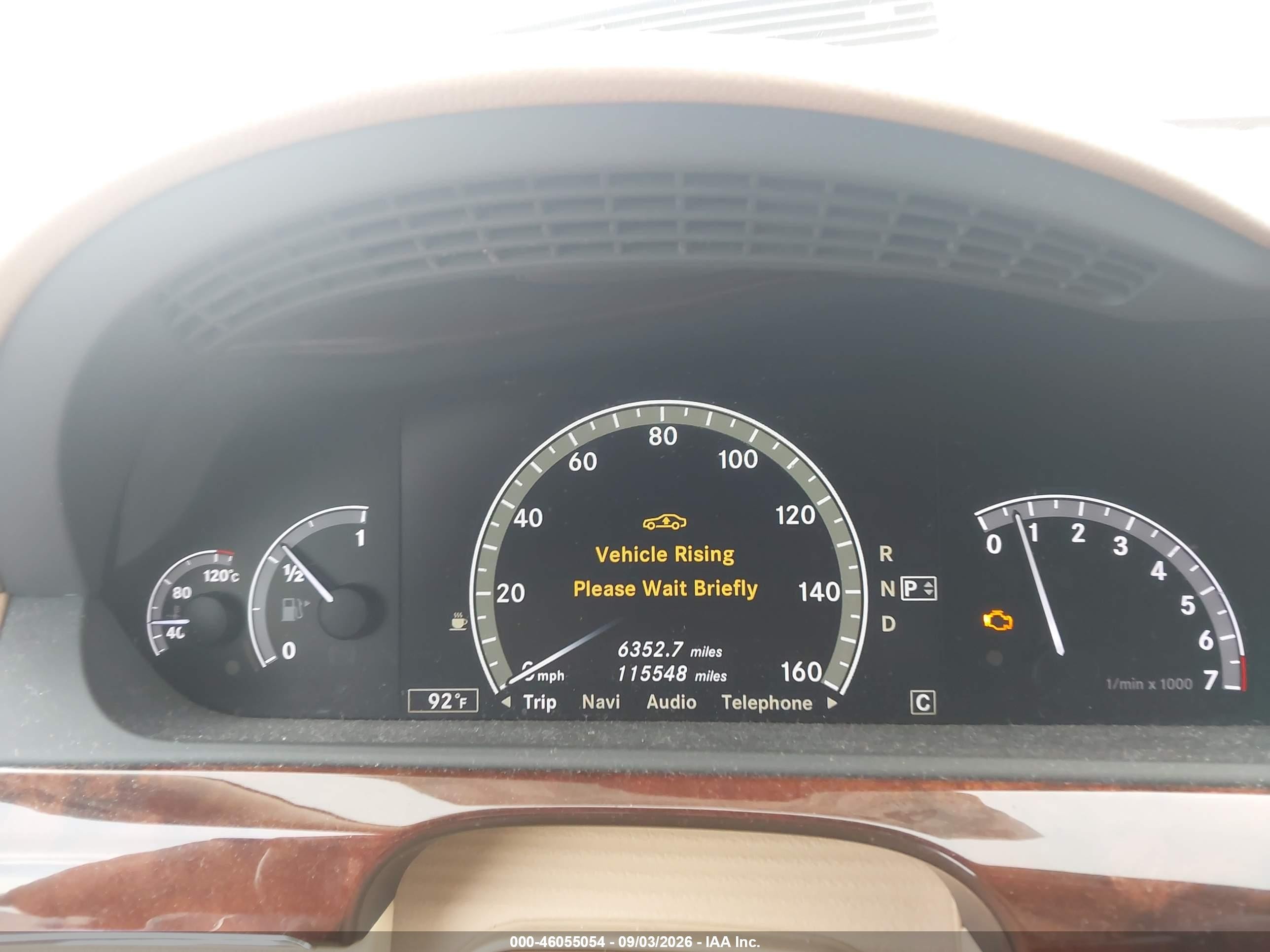 2010 Mercedes-benz S class VIN WDDNG8GB8AA315105 IAAI salvage auction — Normal Wear, Clear (Florida), sold $2,550 on 2026-10-03 (photo 7)