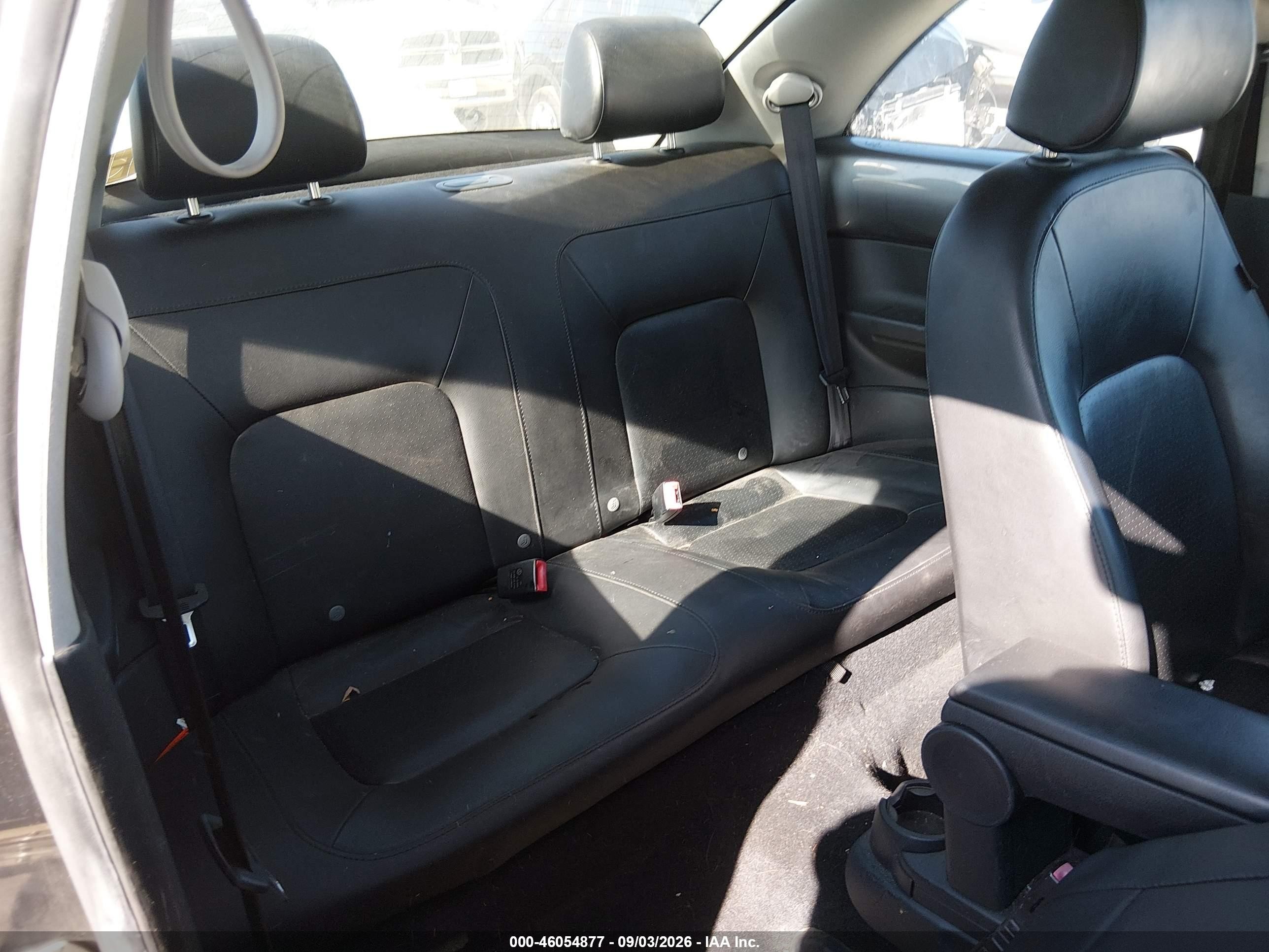2007 Volkswagen Beetle VIN 3VWRG31CX7M507571 IAAI salvage auction — Normal Wear, App For Dup Clear (California), sold $700 on 2026-09-10 (photo 8)