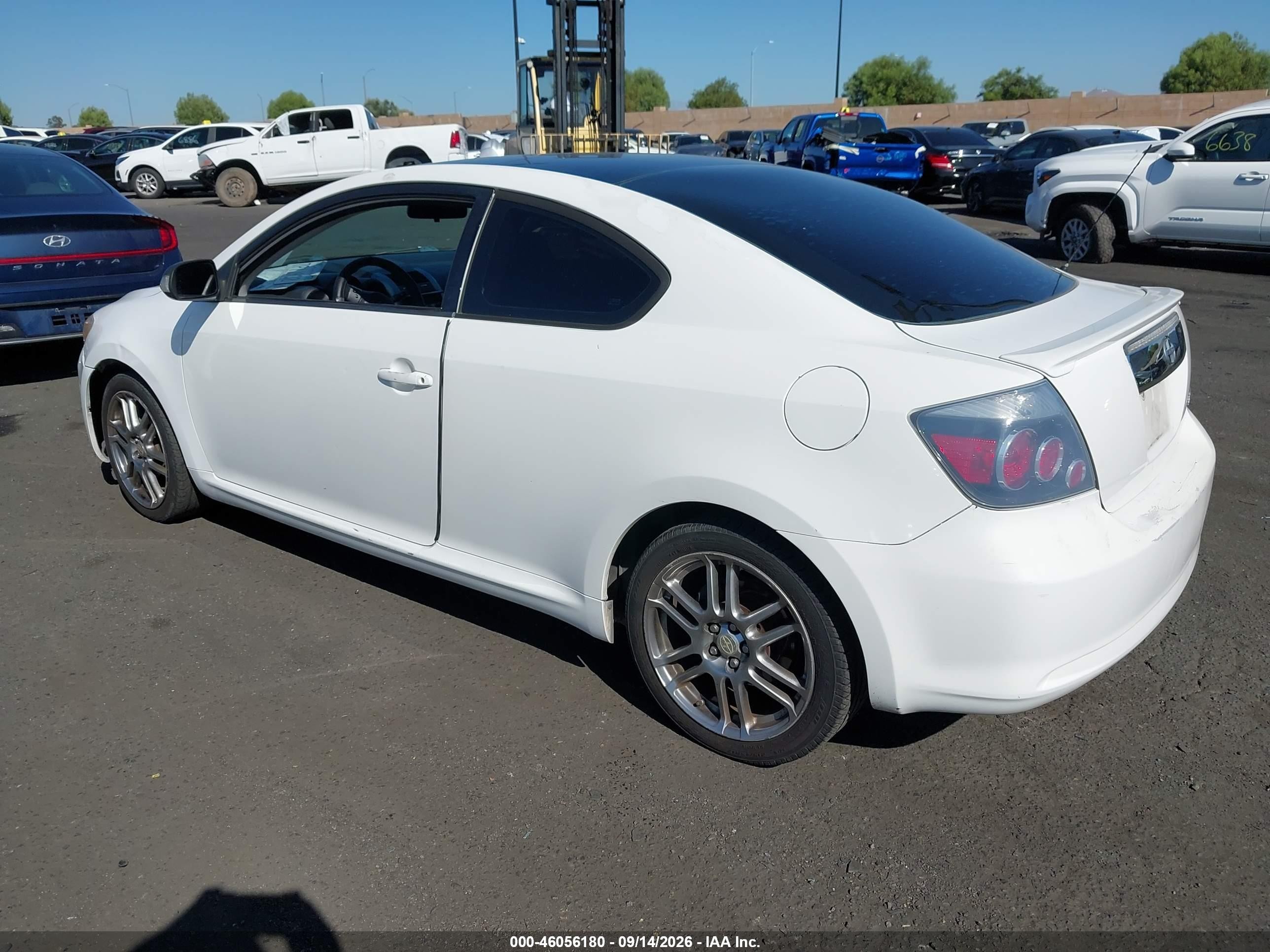 2009 Scion tC VIN JTKDE167590294501 IAAI salvage auction — Side, Wait Title, sold $800 on 2026-09-20 (photo 3)