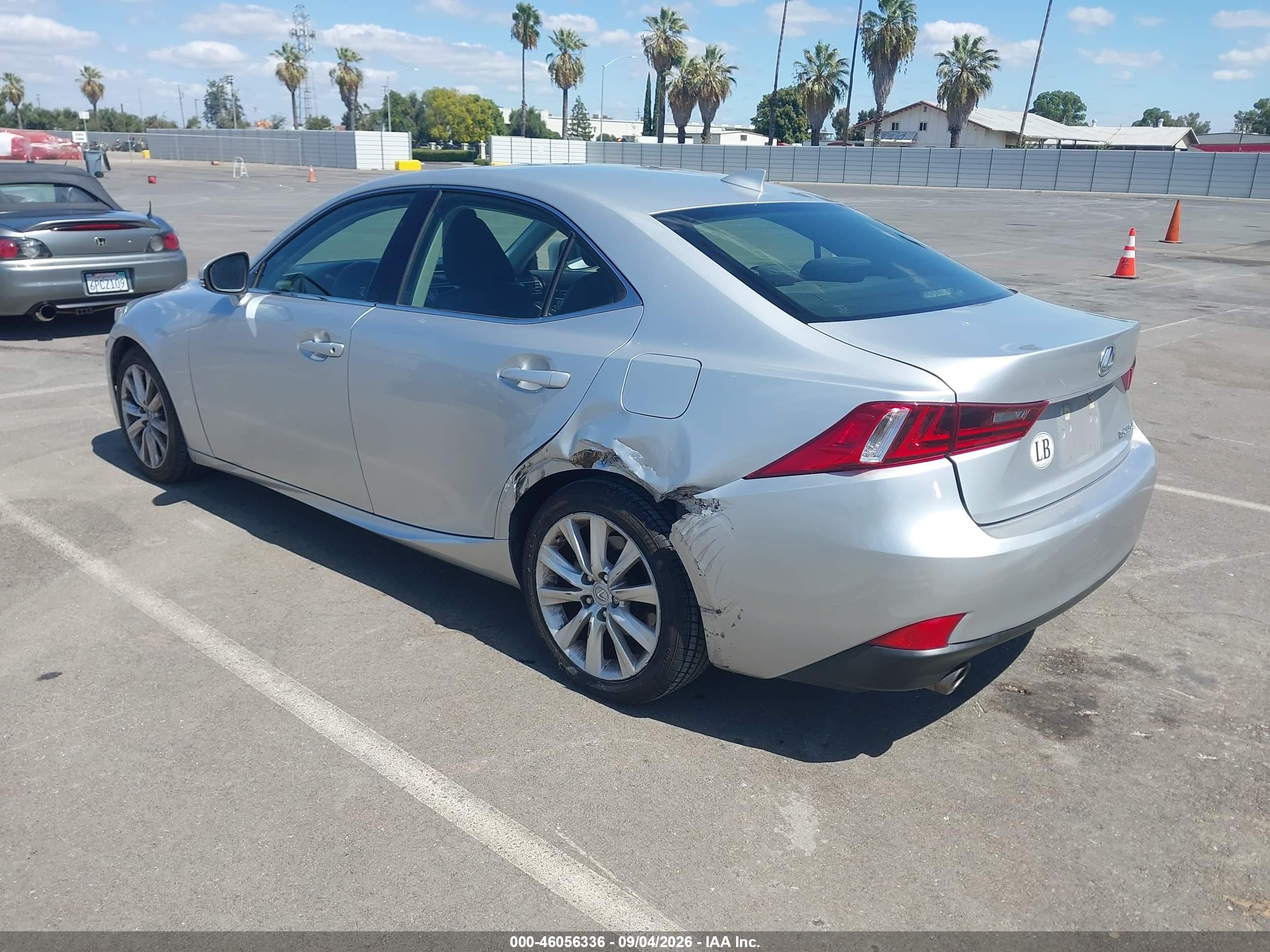 2015 Lexus IS 250 VIN JTHBF1D28F5074933 IAAI salvage auction — Side, Salvage (California), sold $7,200 on 2026-09-25 (photo 3)