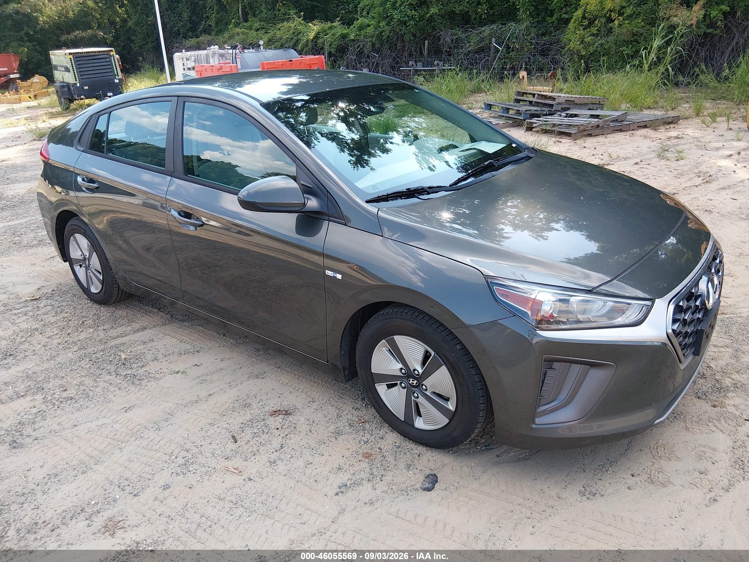 2020 Hyundai Ioniq Hybrid VIN KMHC65LC4LU218787 — IAAI salvage auction photo