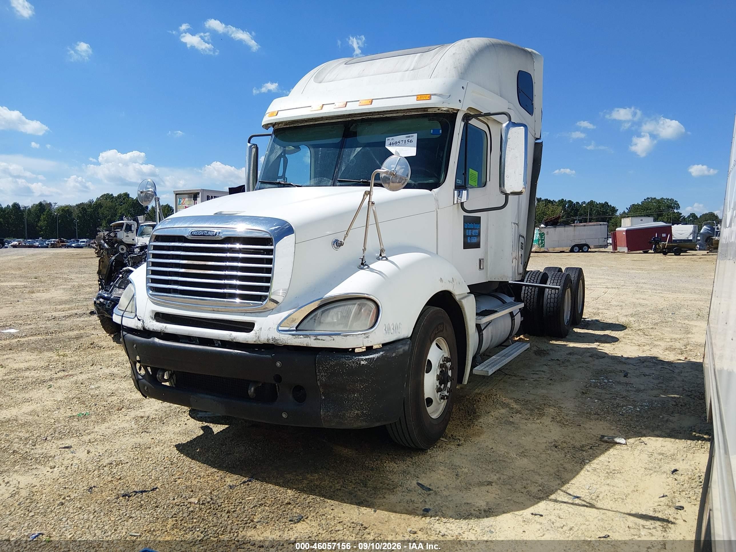 2004 Freightliner Conventional VIN 1FUJA6CK04LN60504 IAAI salvage auction — Unknown, Salvage (North Carolina), sold $7,250 on 2026-09-30 (photo 2)