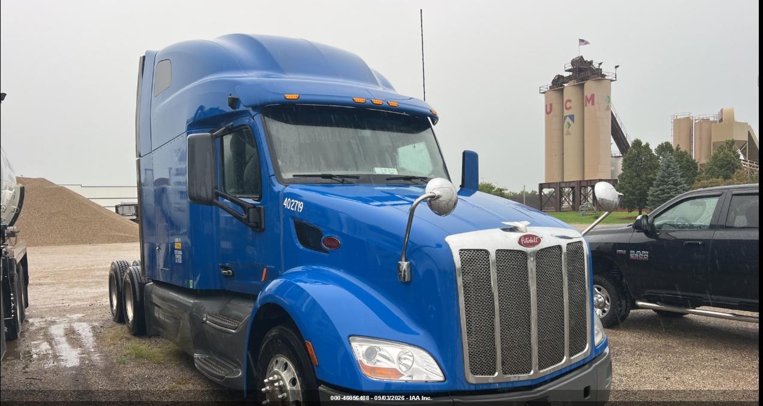 2020 Peterbilt 579 VIN 1XPBDP9X8LD650650 IAAI salvage auction — Repossession, Original (West Virginia), sold $5,650 on 2026-09-09 (photo 1)