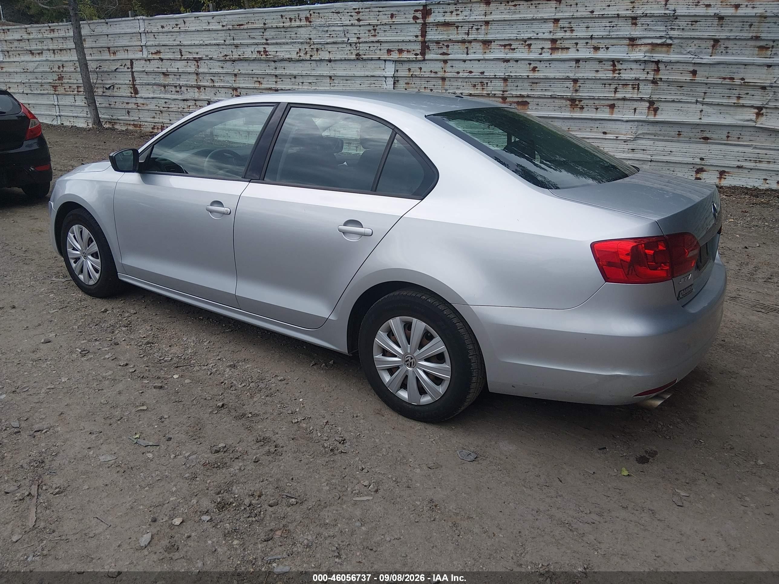 2014 Volkswagen Jetta VIN 3VW2K7AJ6EM366405 IAAI salvage auction — Side, Clear (Massachusetts), sold $1,650 on 2026-09-12 (photo 3)